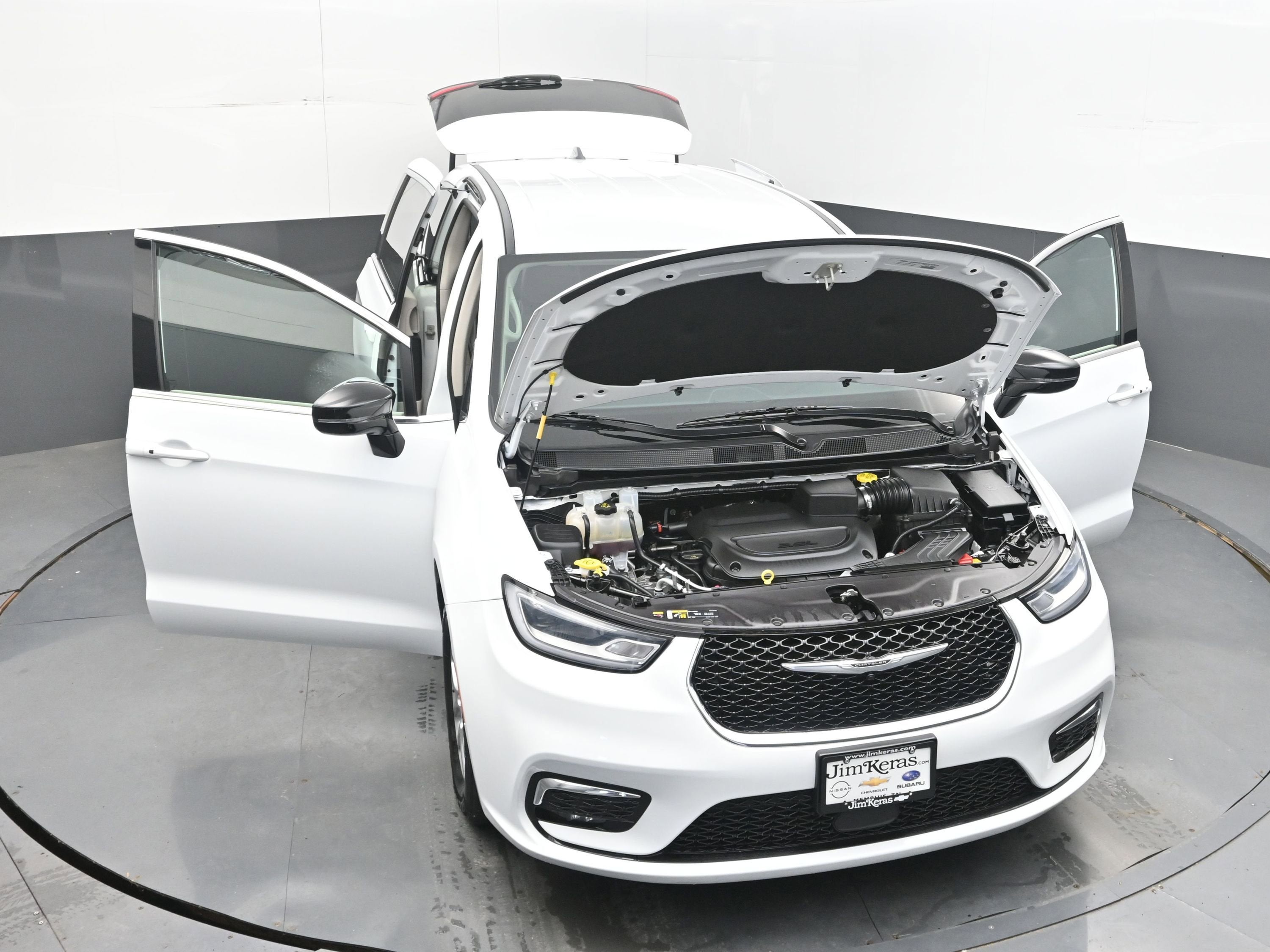 2024 Chrysler Pacifica Touring L