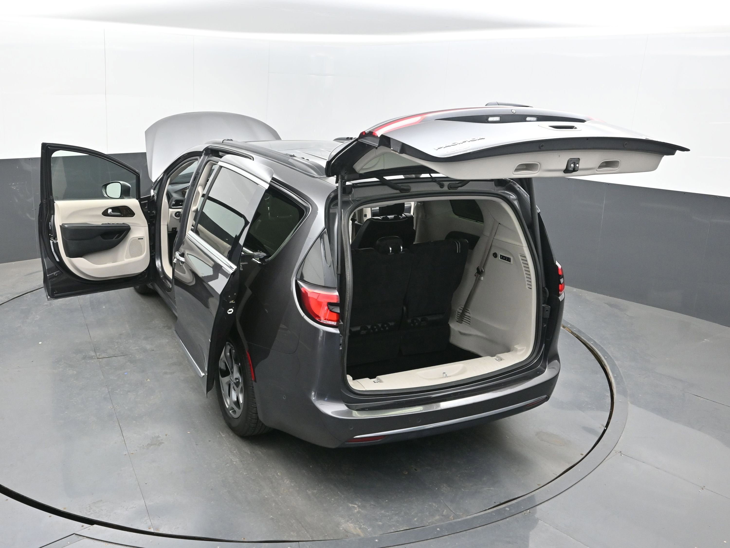 2022 Chrysler Pacifica Limited
