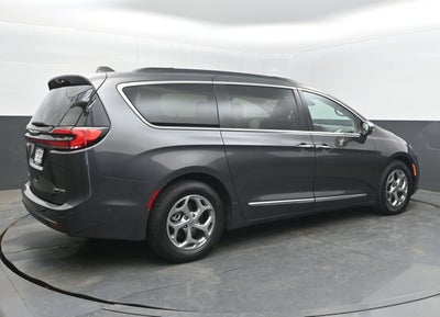 2022 Chrysler Pacifica Limited