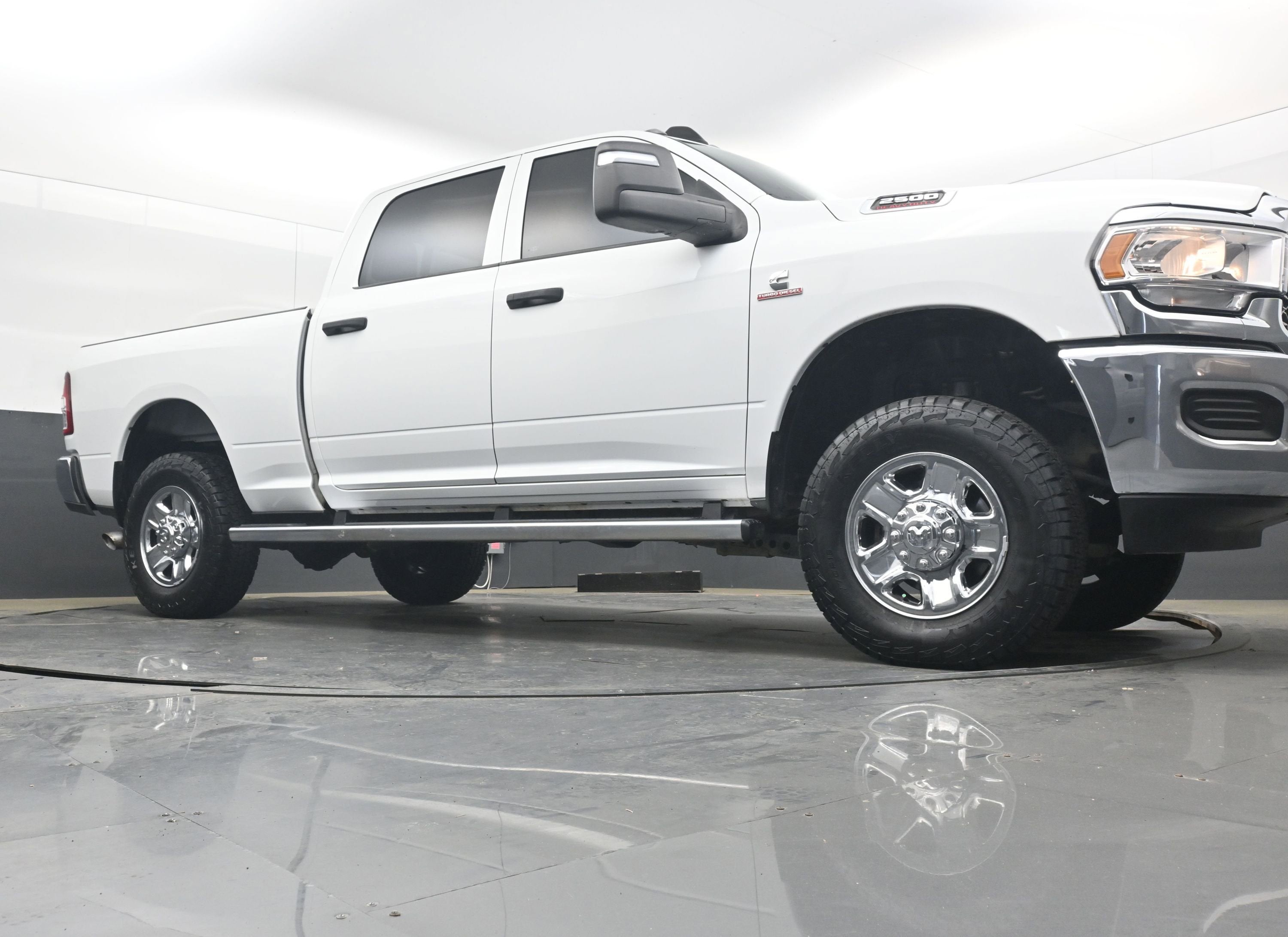 2023 RAM 2500 Tradesman Crew Cab 4x4 6'4" Box