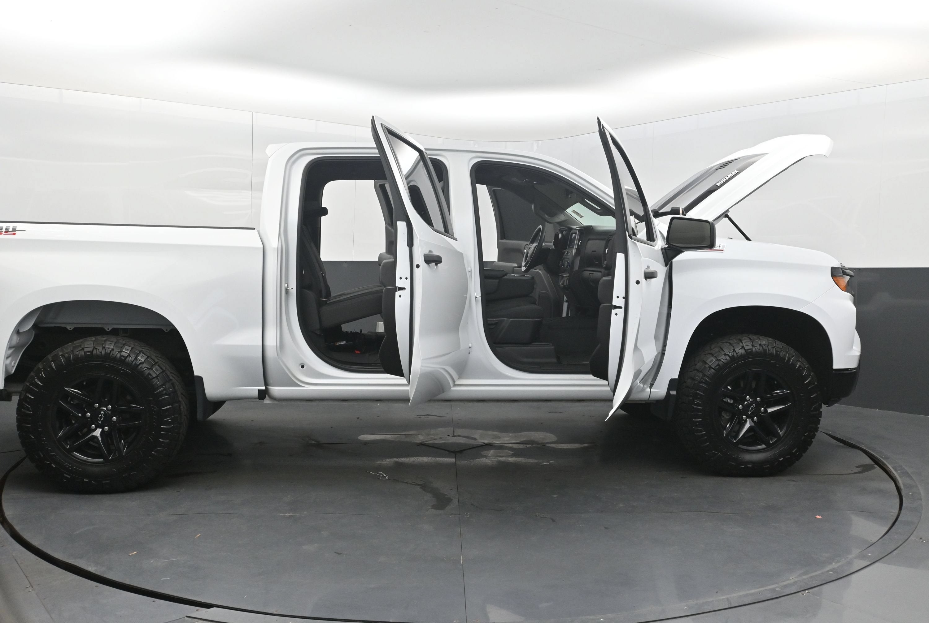 2022 Chevrolet Silverado 1500 Custom Trail Boss