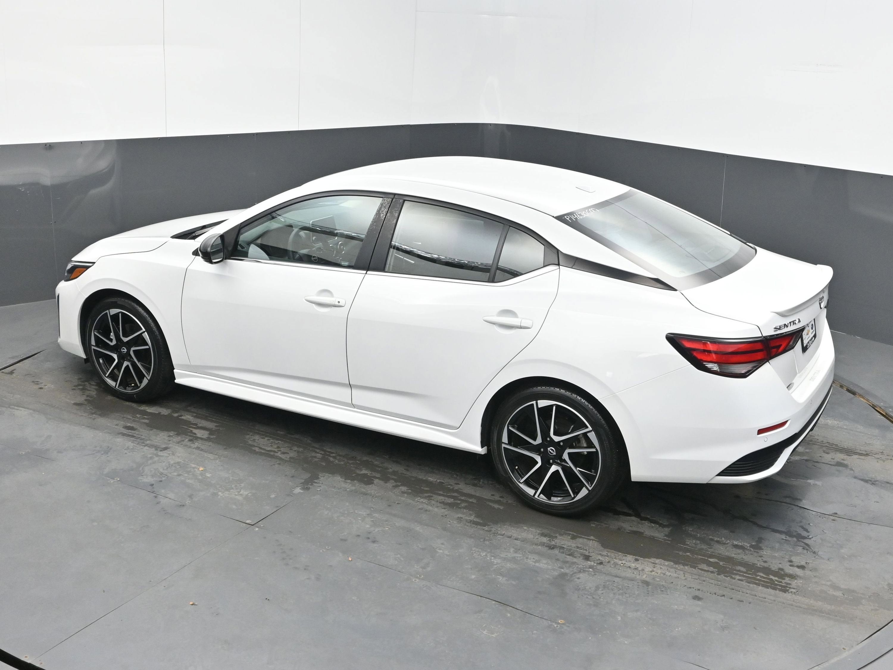 2024 Nissan Sentra SR Xtronic CVT