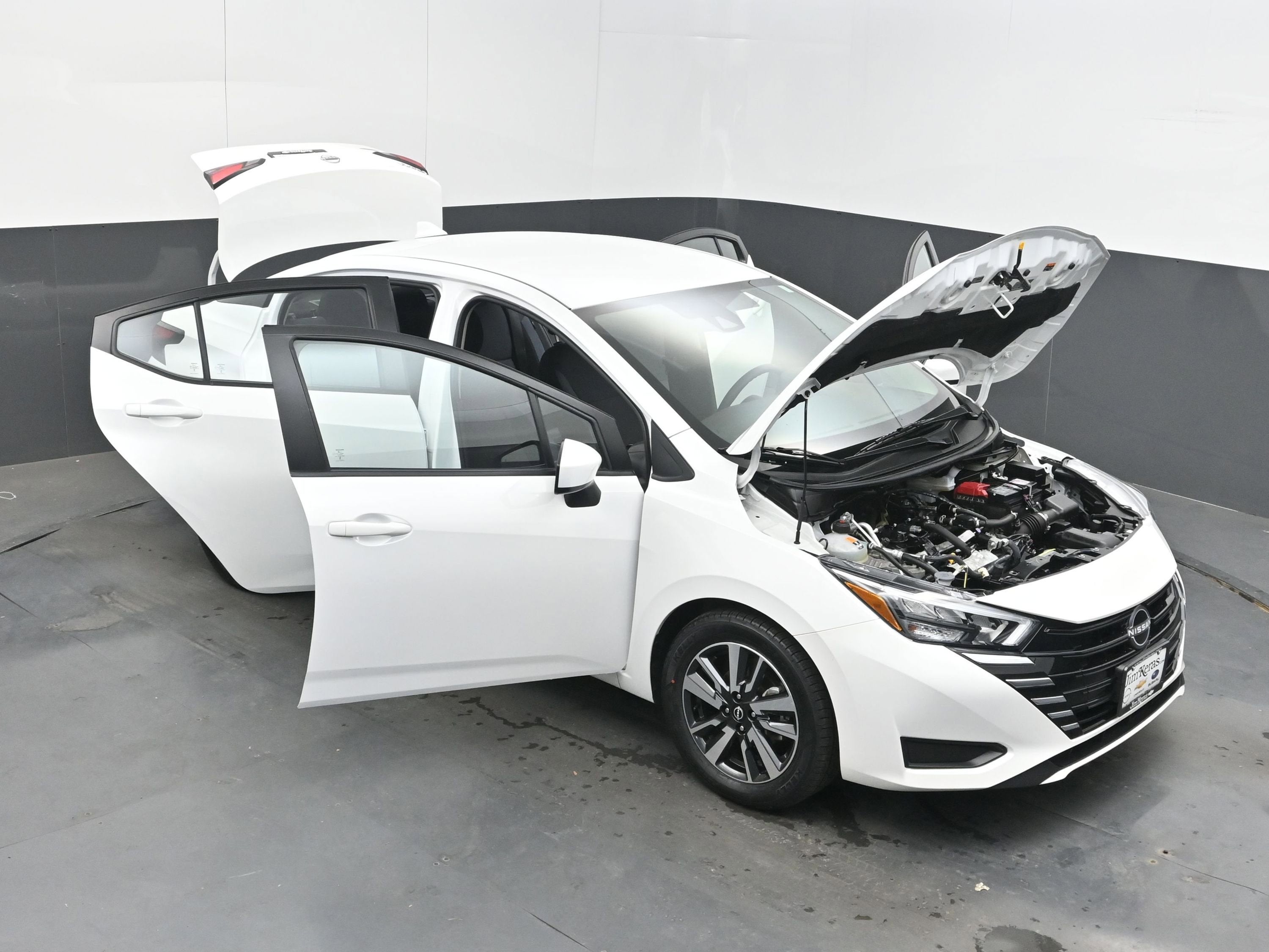2025 Nissan Versa 1.6 SV