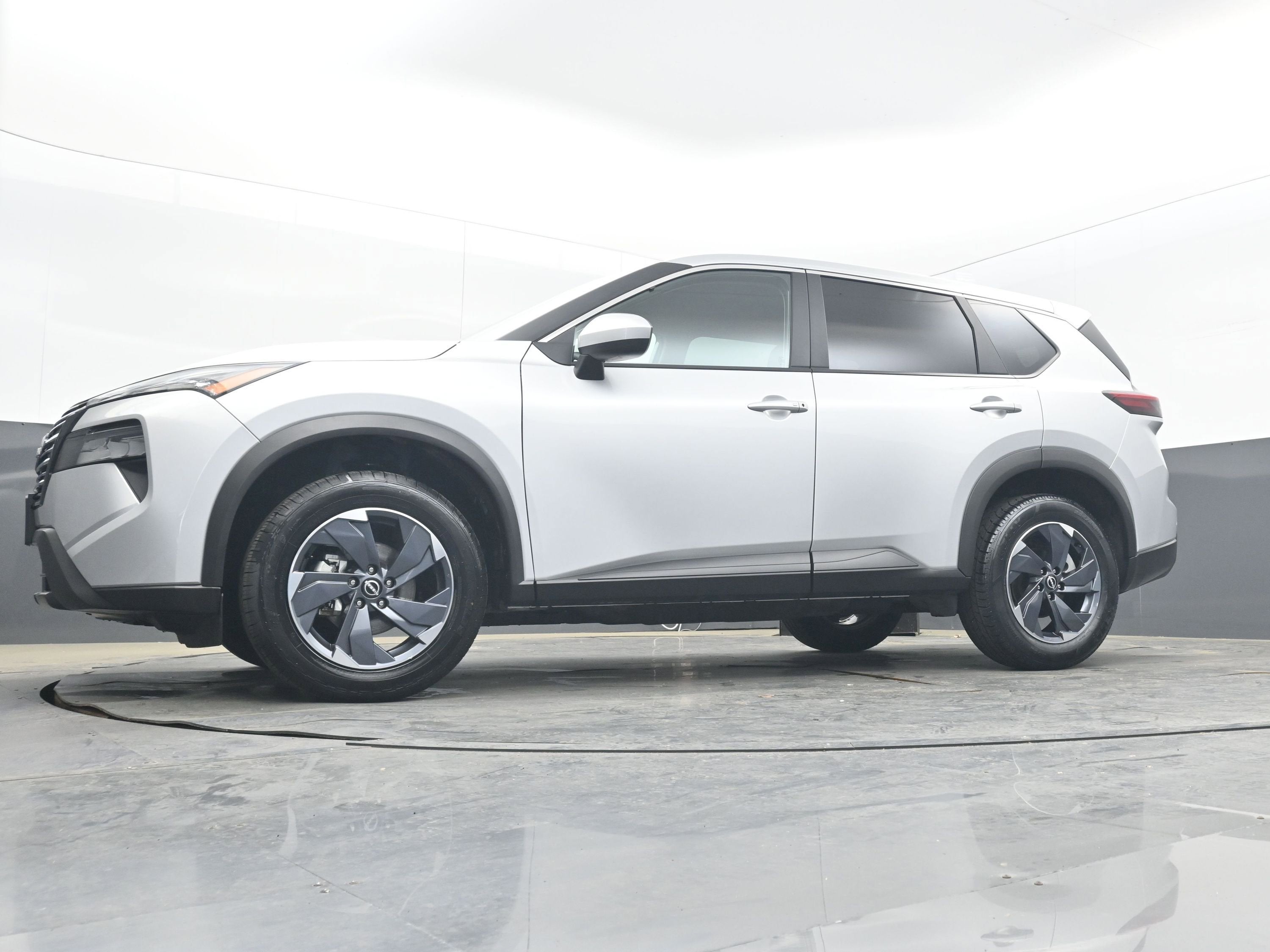 2025 Nissan Rogue SV FWD