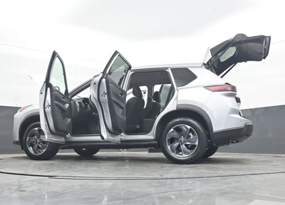 2025 Nissan Rogue SV FWD