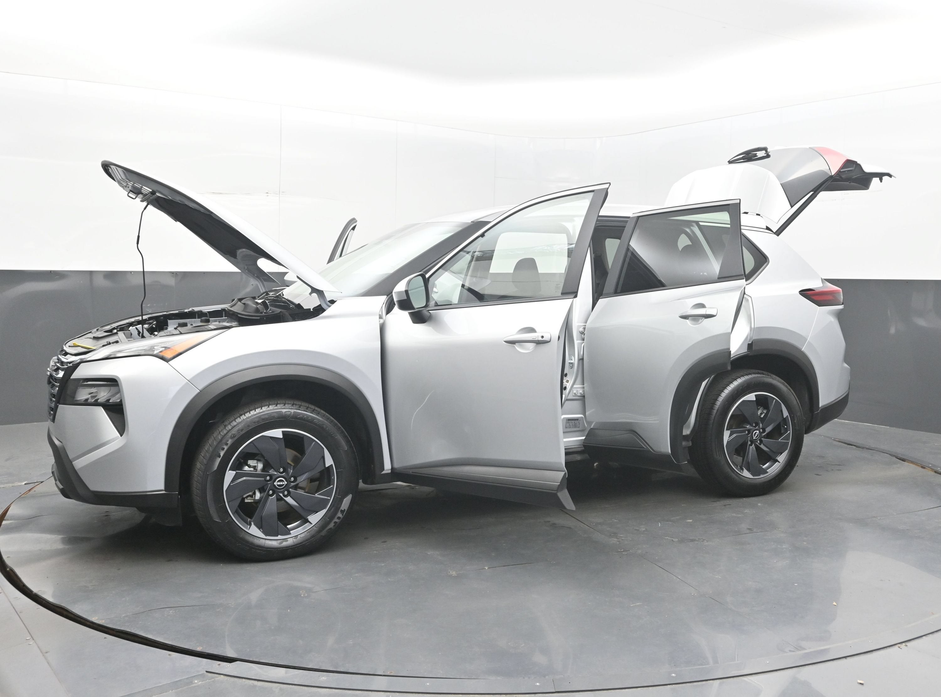 2025 Nissan Rogue SV FWD