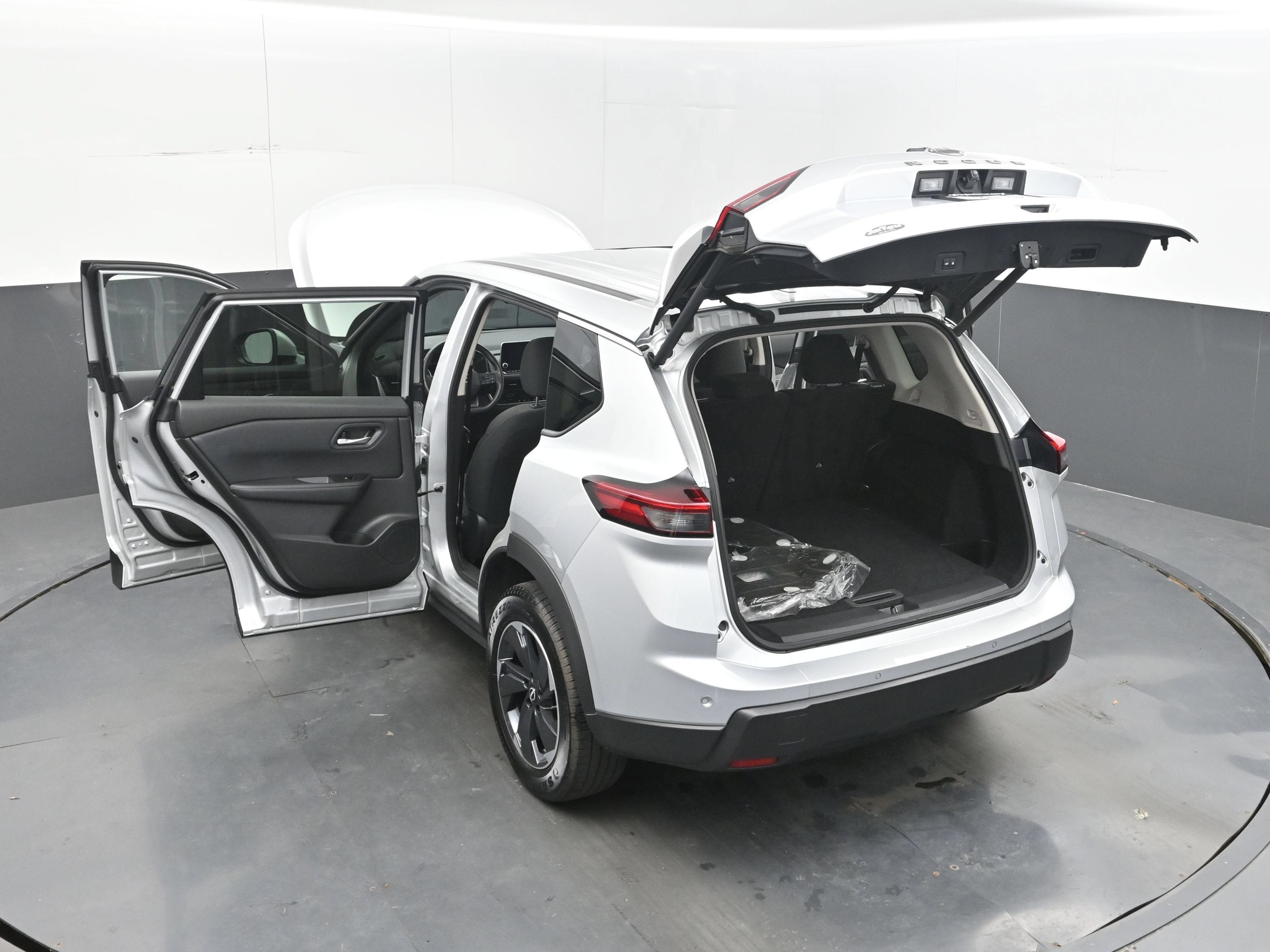 2025 Nissan Rogue SV FWD