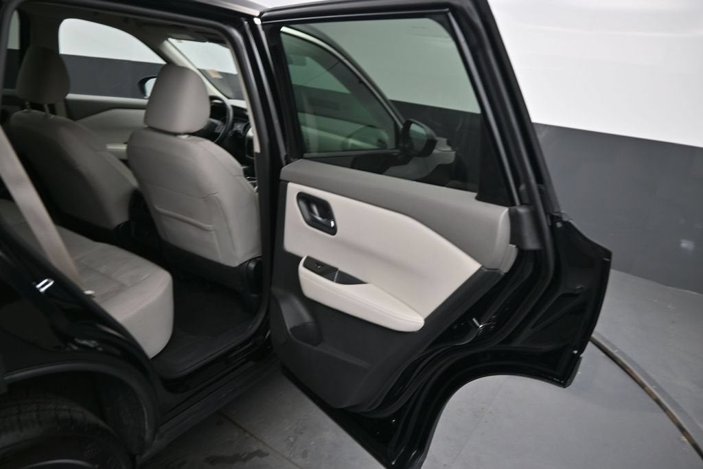 2025 Nissan Rogue SV FWD