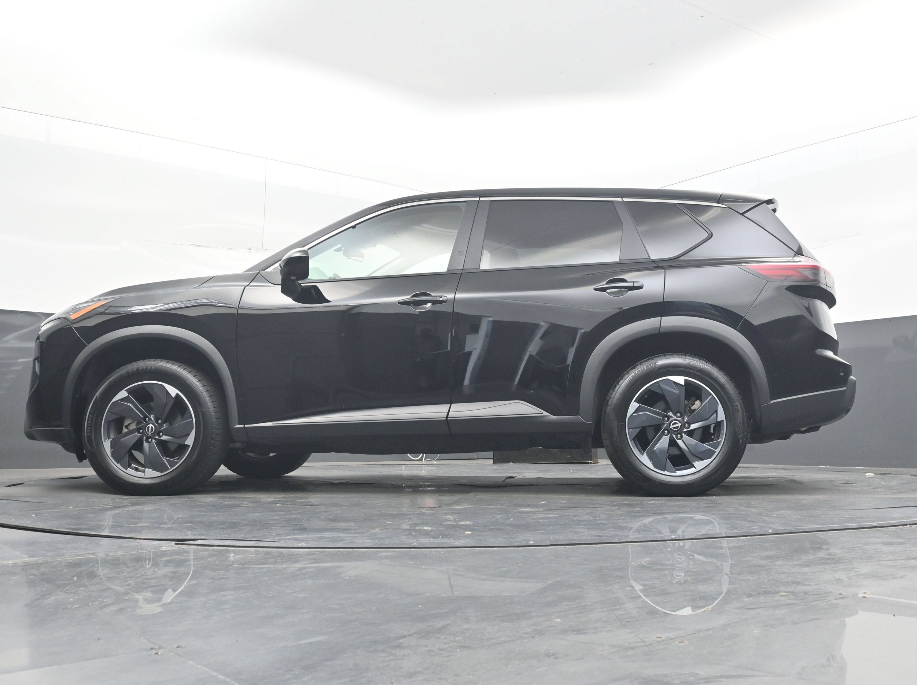 2025 Nissan Rogue SV FWD