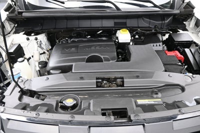 2024 Nissan Pathfinder SL FWD