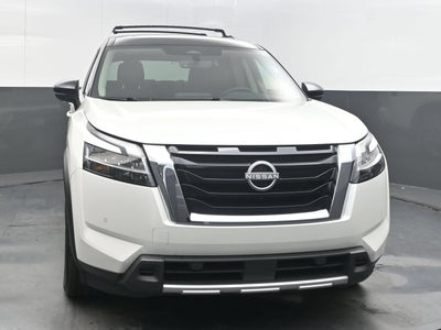 2024 Nissan Pathfinder SL FWD