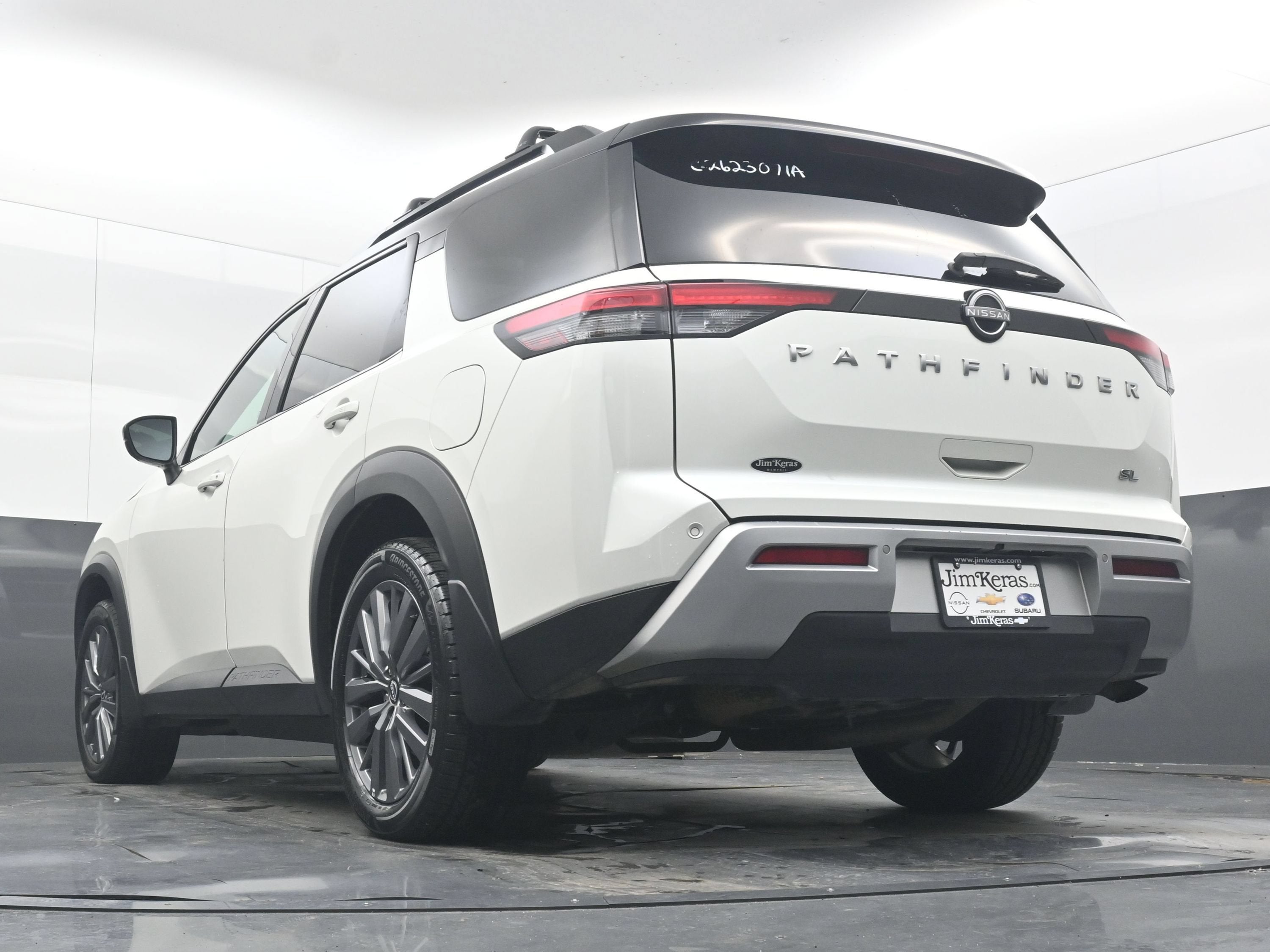 2024 Nissan Pathfinder SL FWD