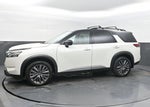 2024 Nissan Pathfinder SL FWD