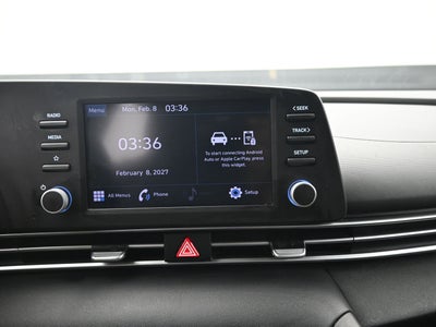 2022 Hyundai Elantra SE