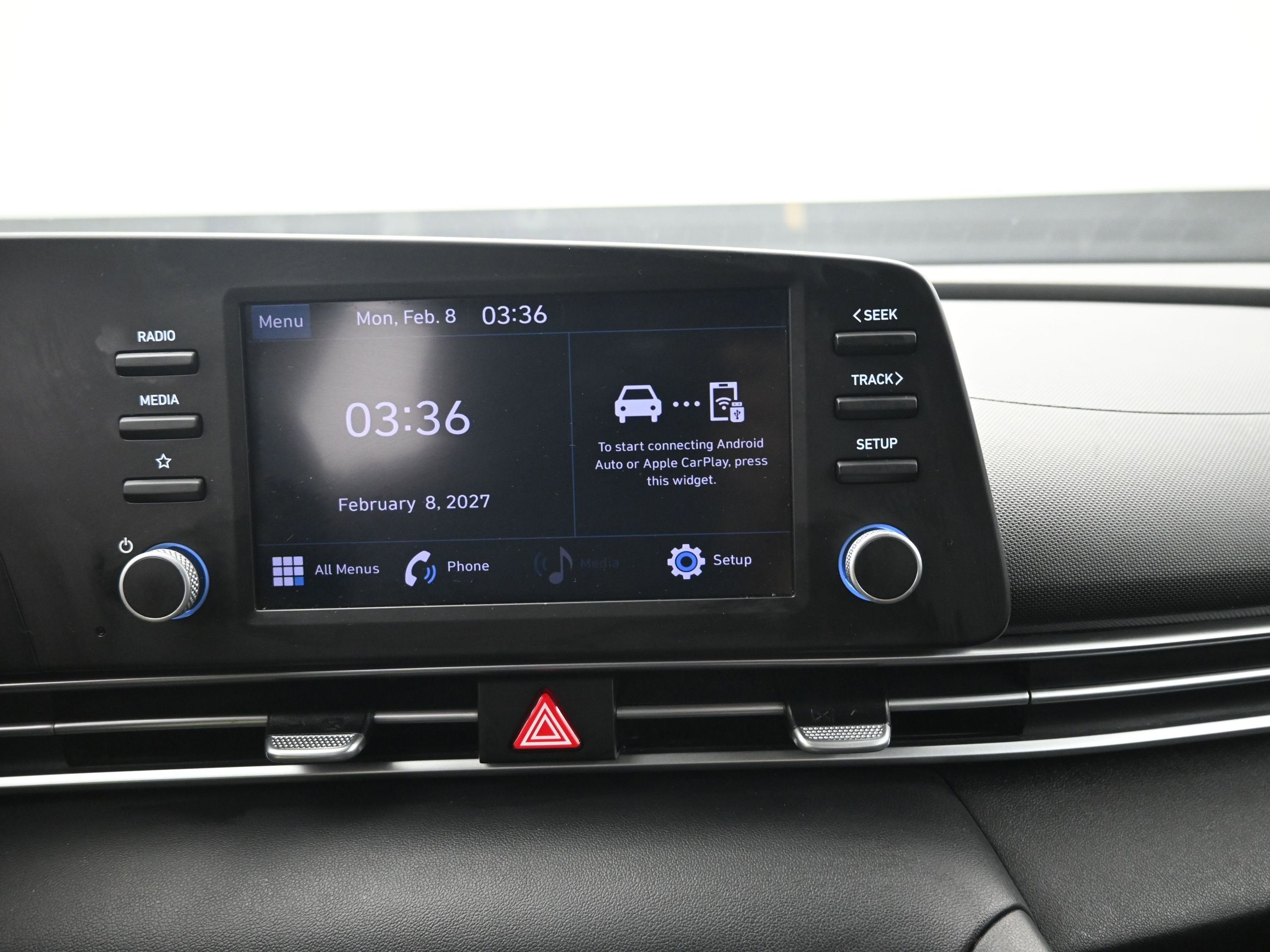 2022 Hyundai Elantra SE