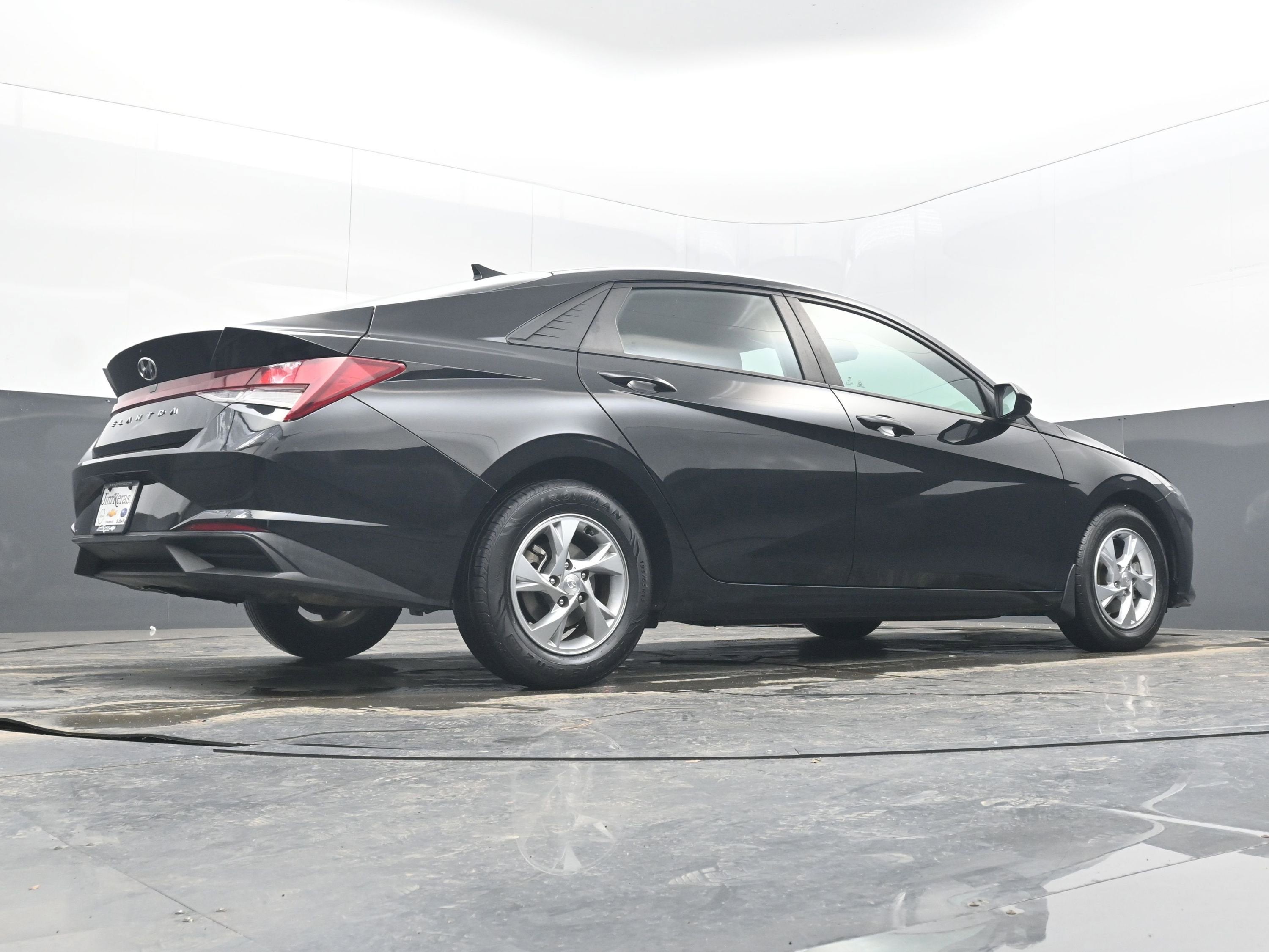 2022 Hyundai Elantra SE