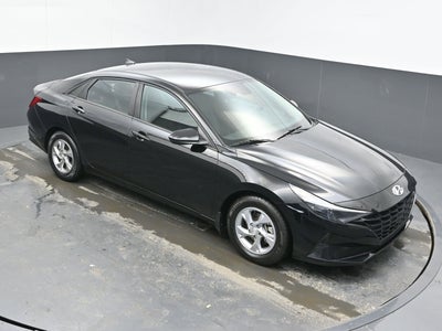 2022 Hyundai Elantra SE