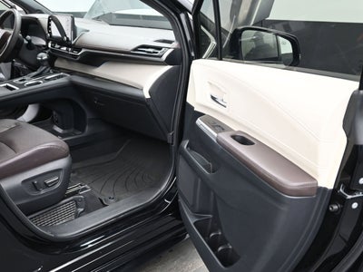 2022 Toyota Sienna Platinum