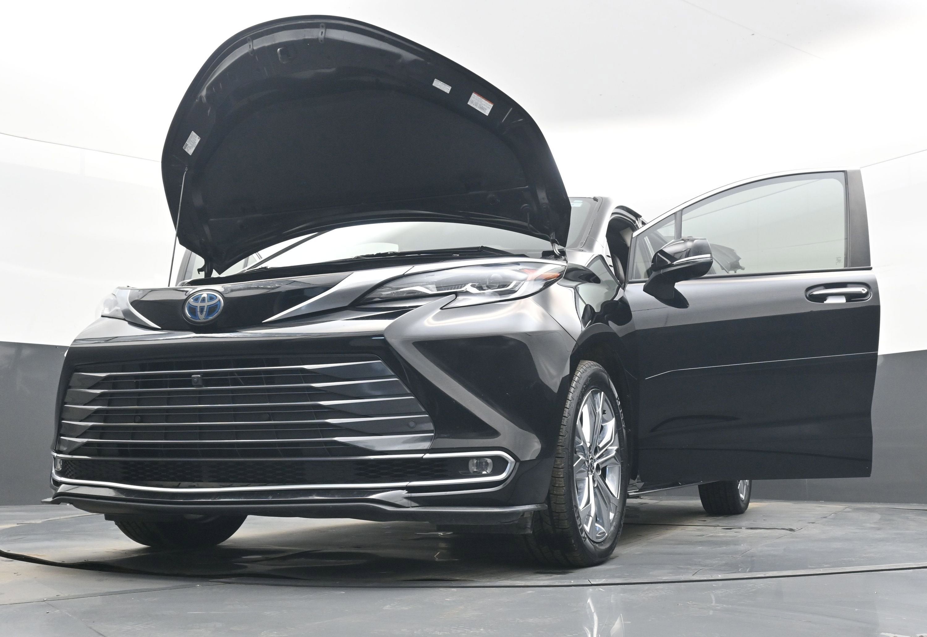 2022 Toyota Sienna Platinum