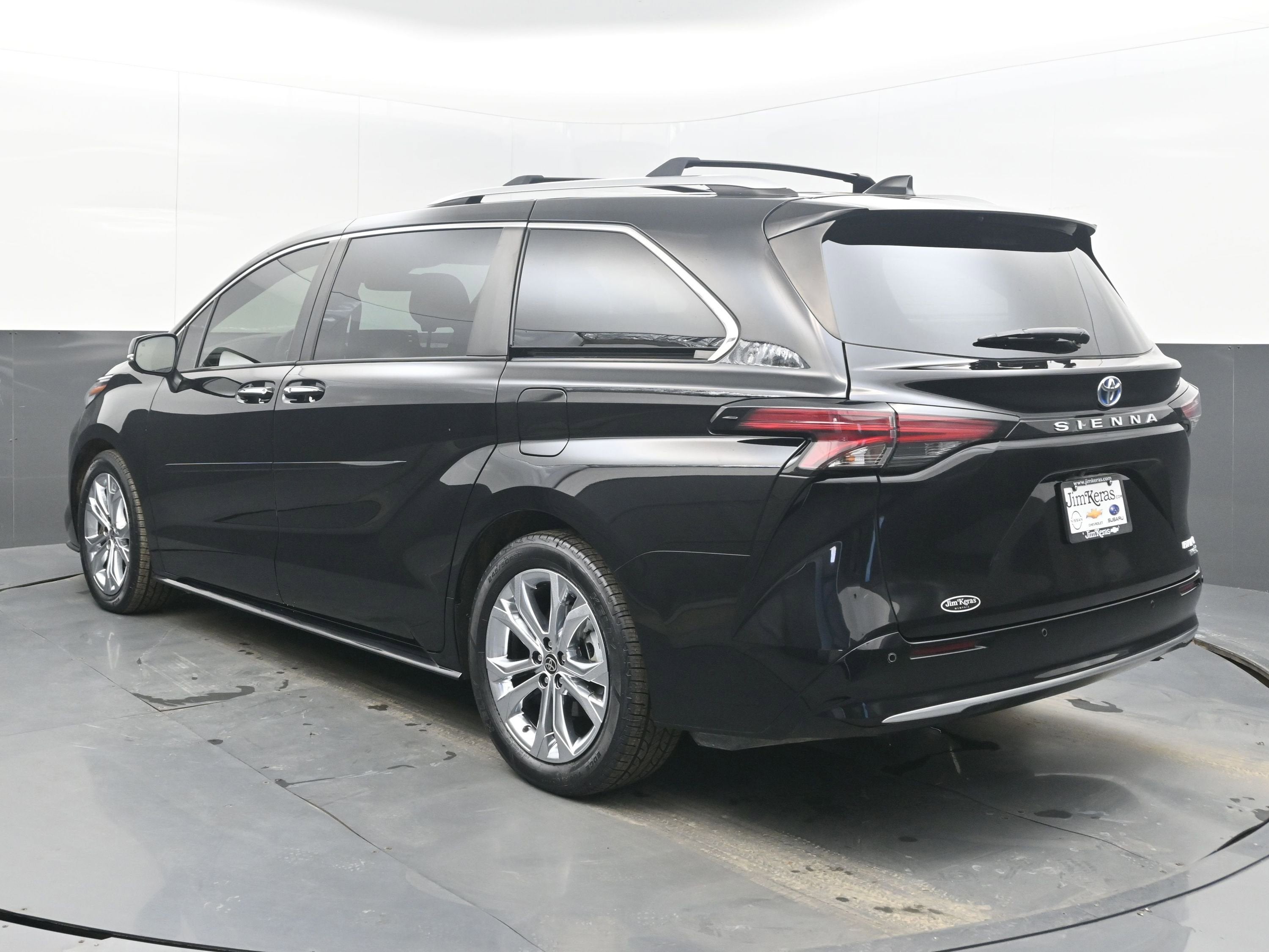 2022 Toyota Sienna Platinum