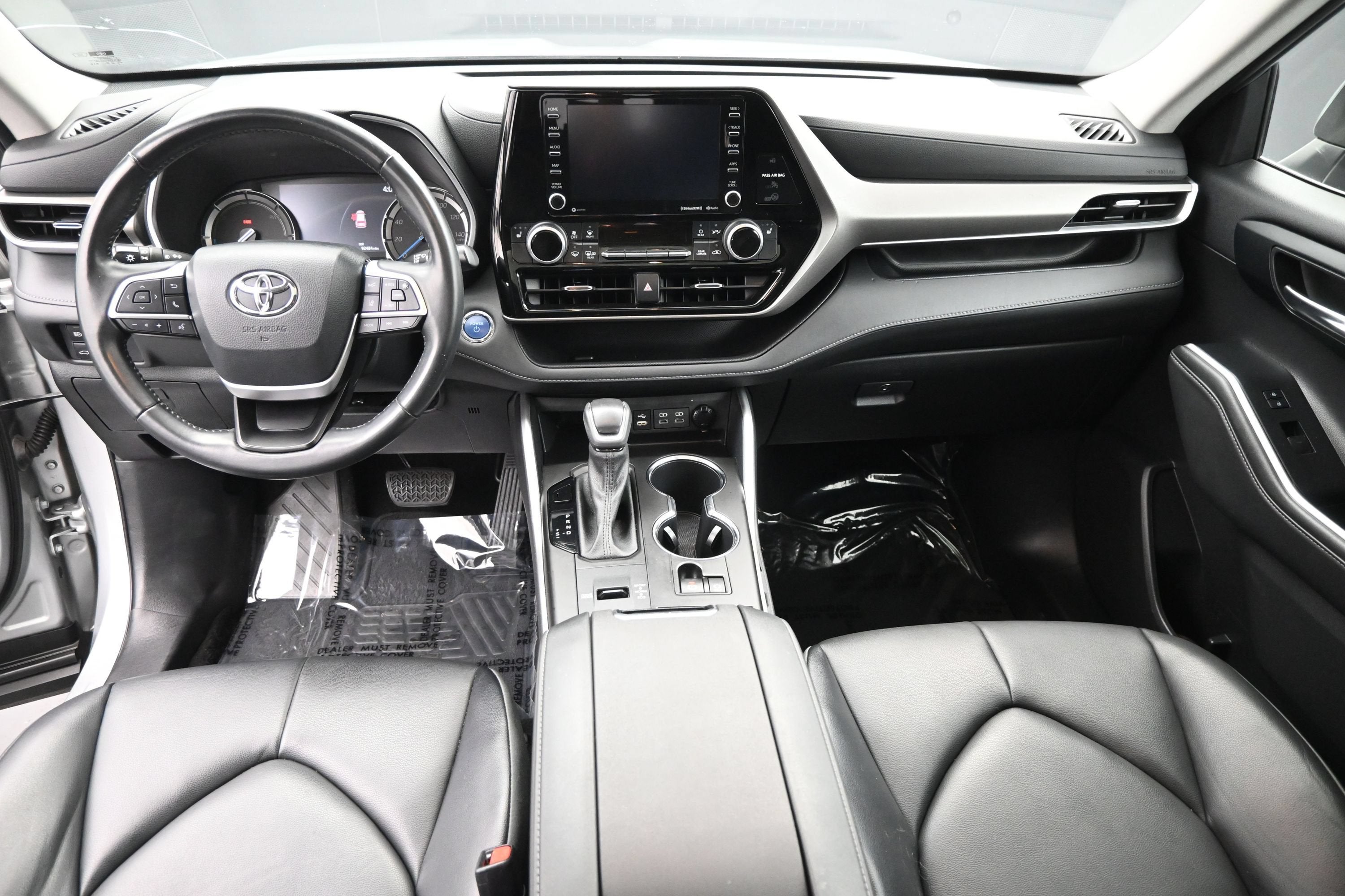 2022 Toyota Highlander Hybrid XLE