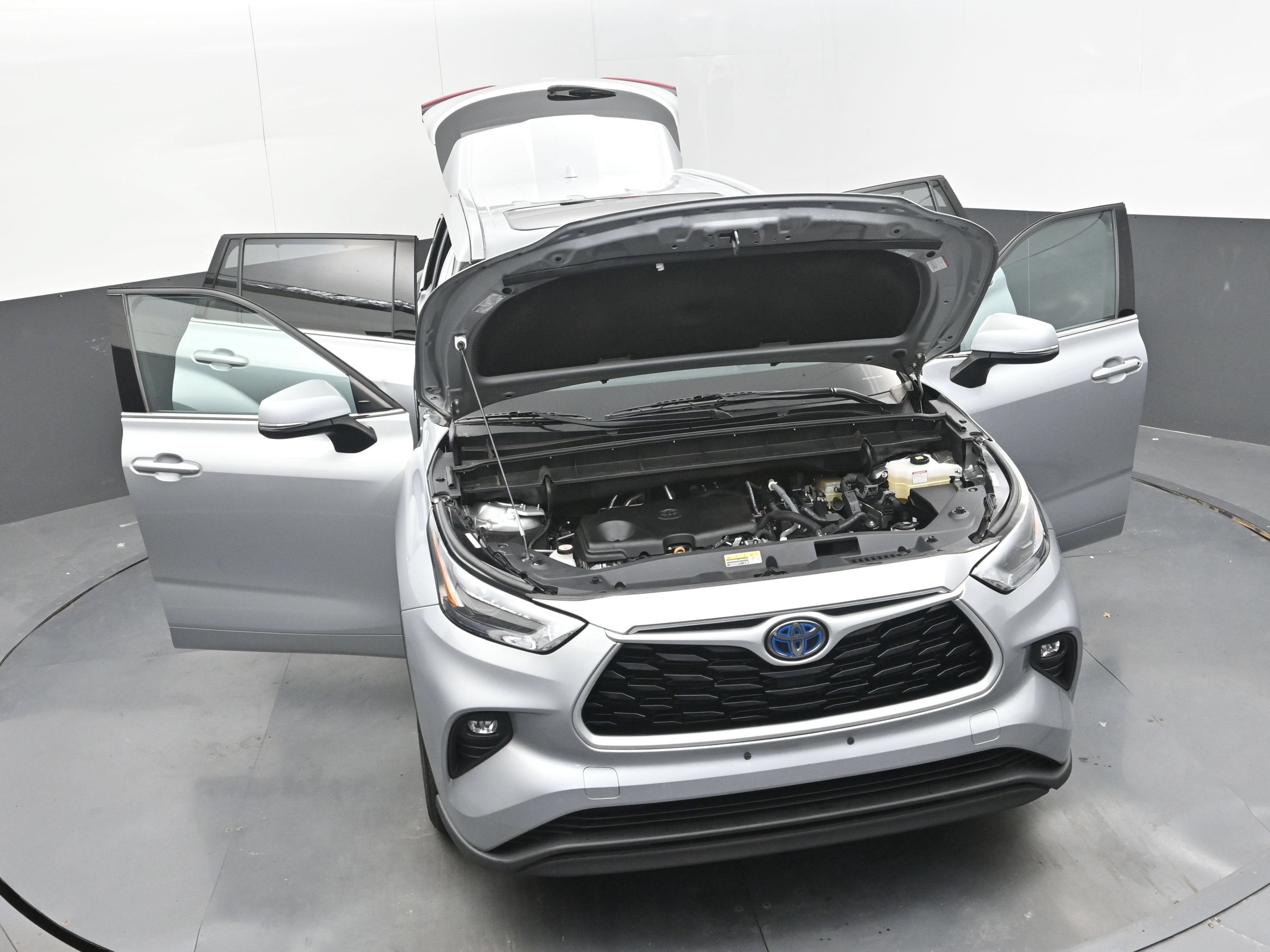 2022 Toyota Highlander Hybrid XLE