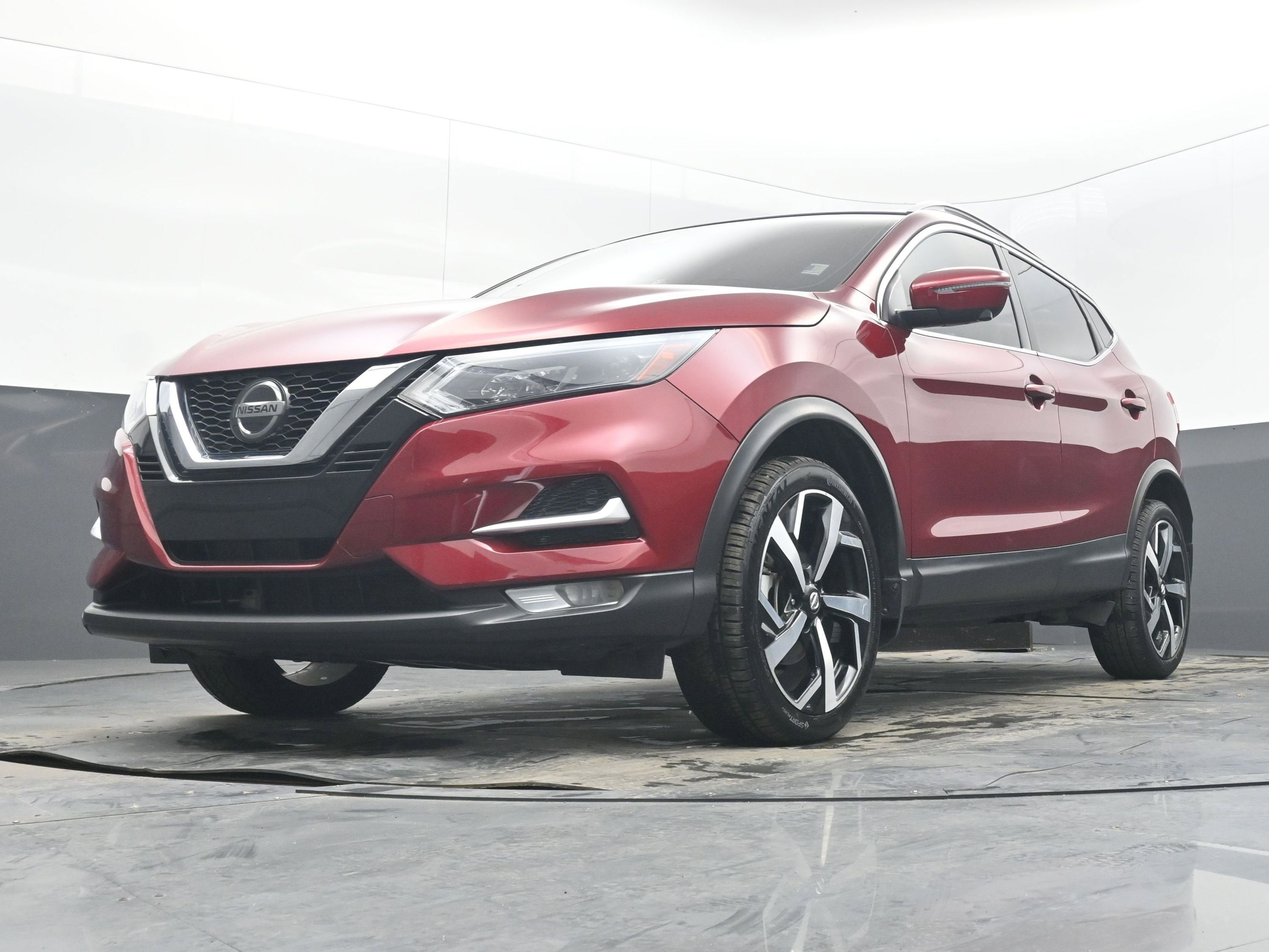 2021 Nissan Rogue Sport SL FWD Xtronic CVT