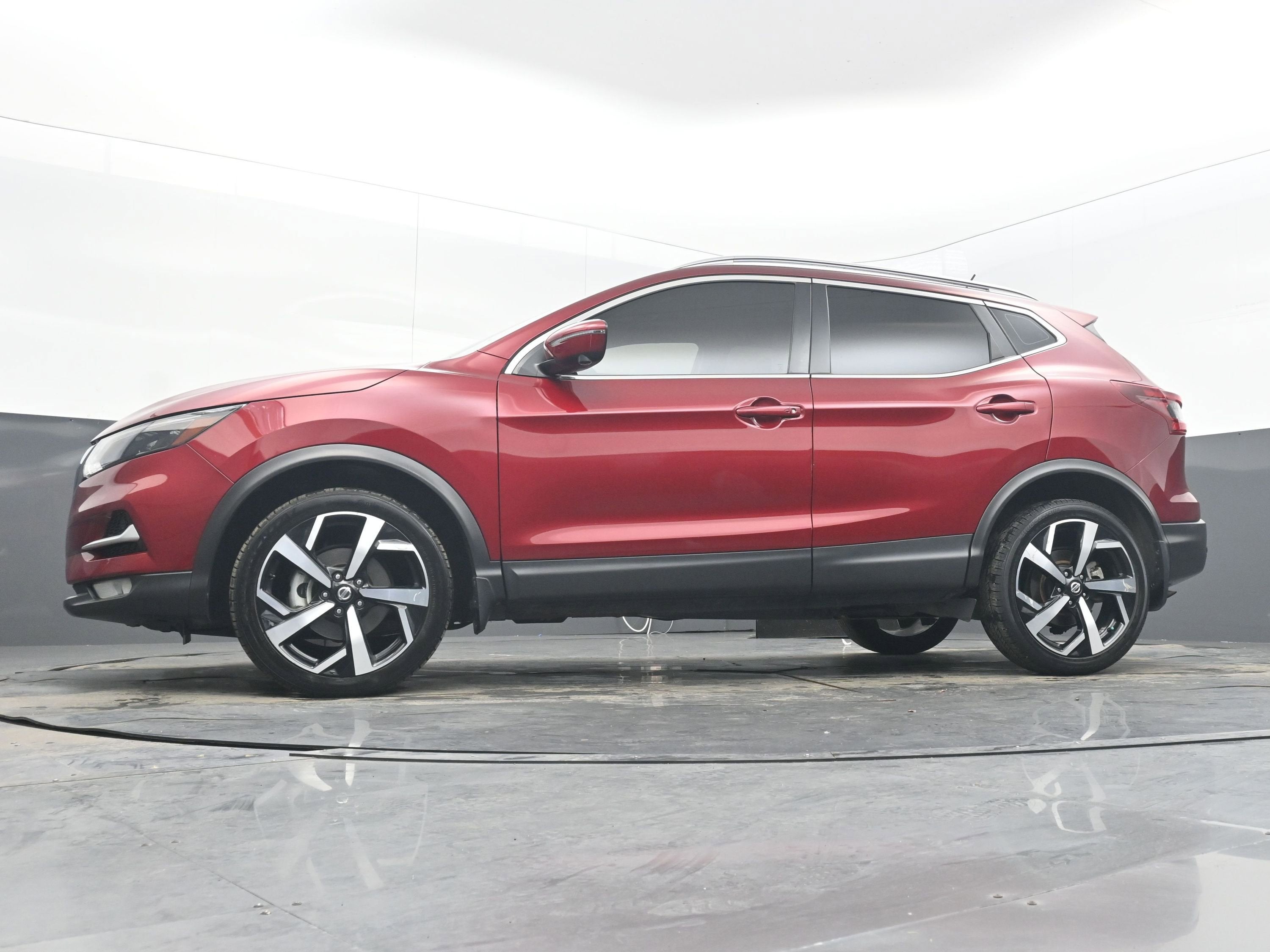 2021 Nissan Rogue Sport SL FWD Xtronic CVT