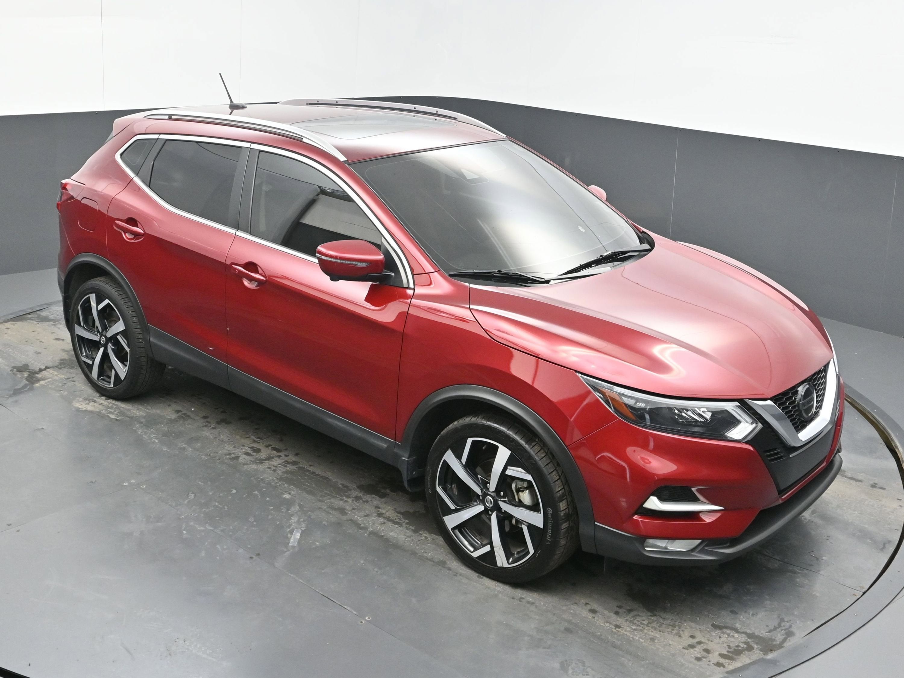 2021 Nissan Rogue Sport SL FWD Xtronic CVT
