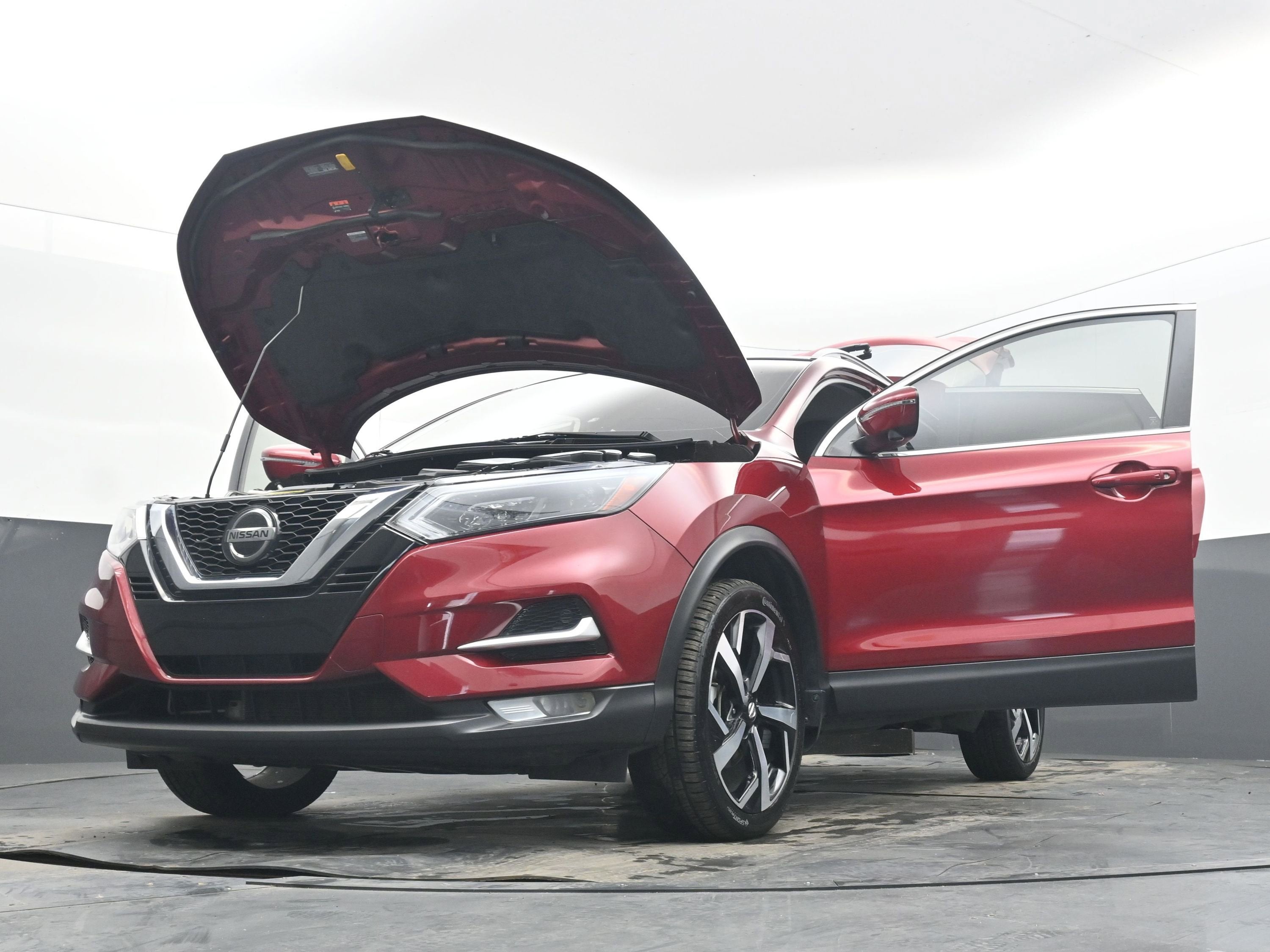 2021 Nissan Rogue Sport SL FWD Xtronic CVT