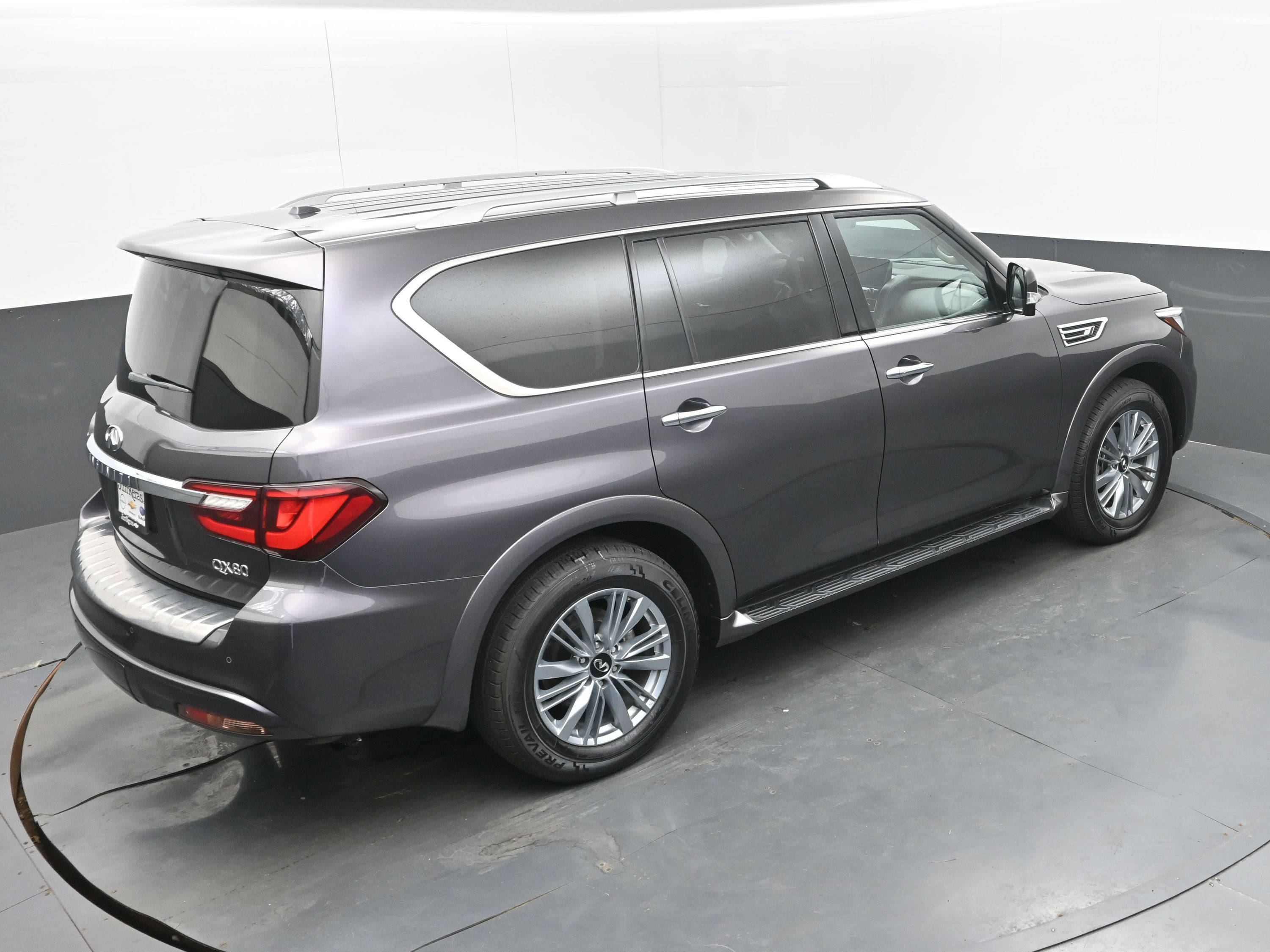 2024 INFINITI QX80 LUXE AWD