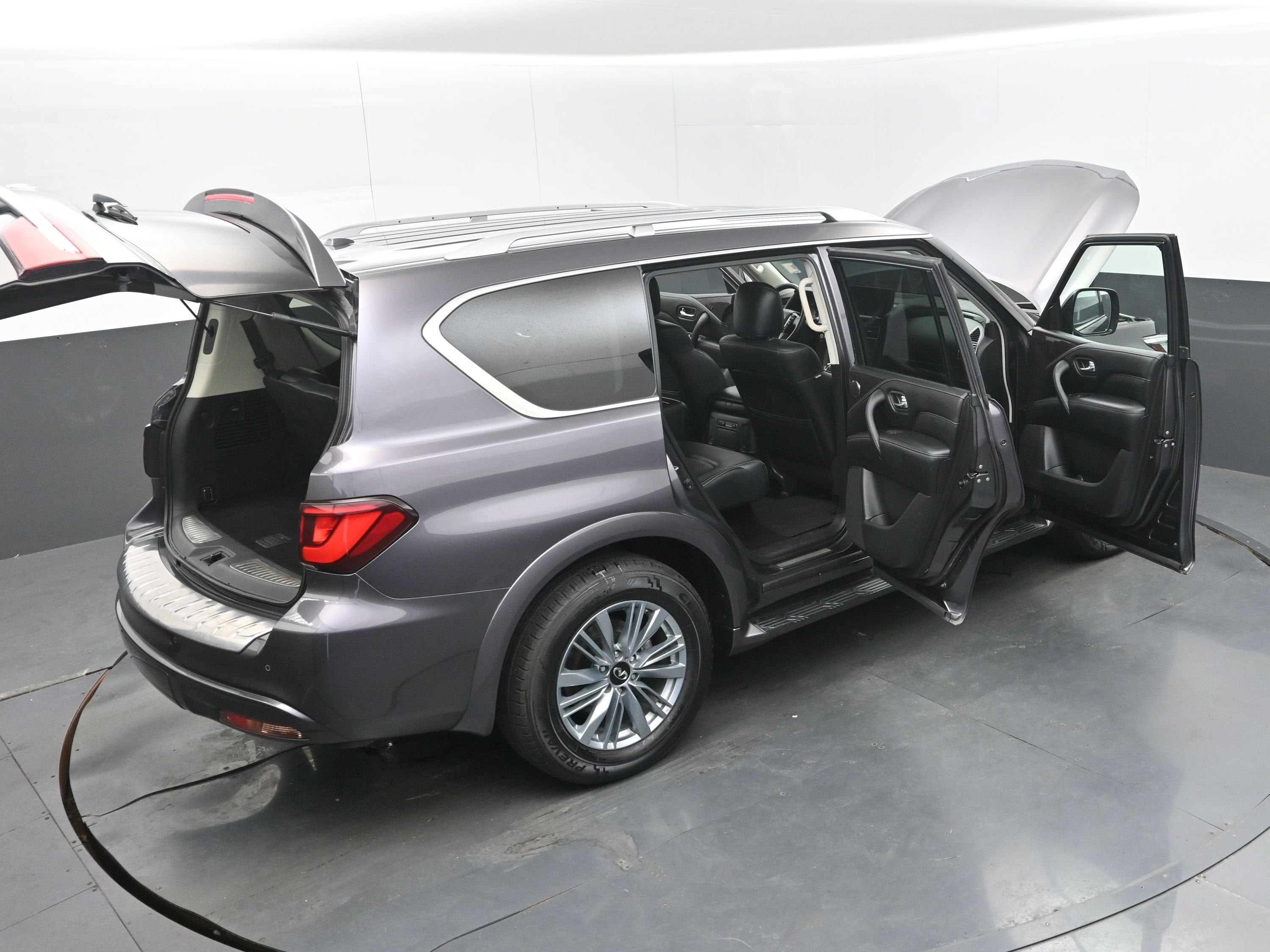2024 INFINITI QX80 LUXE AWD