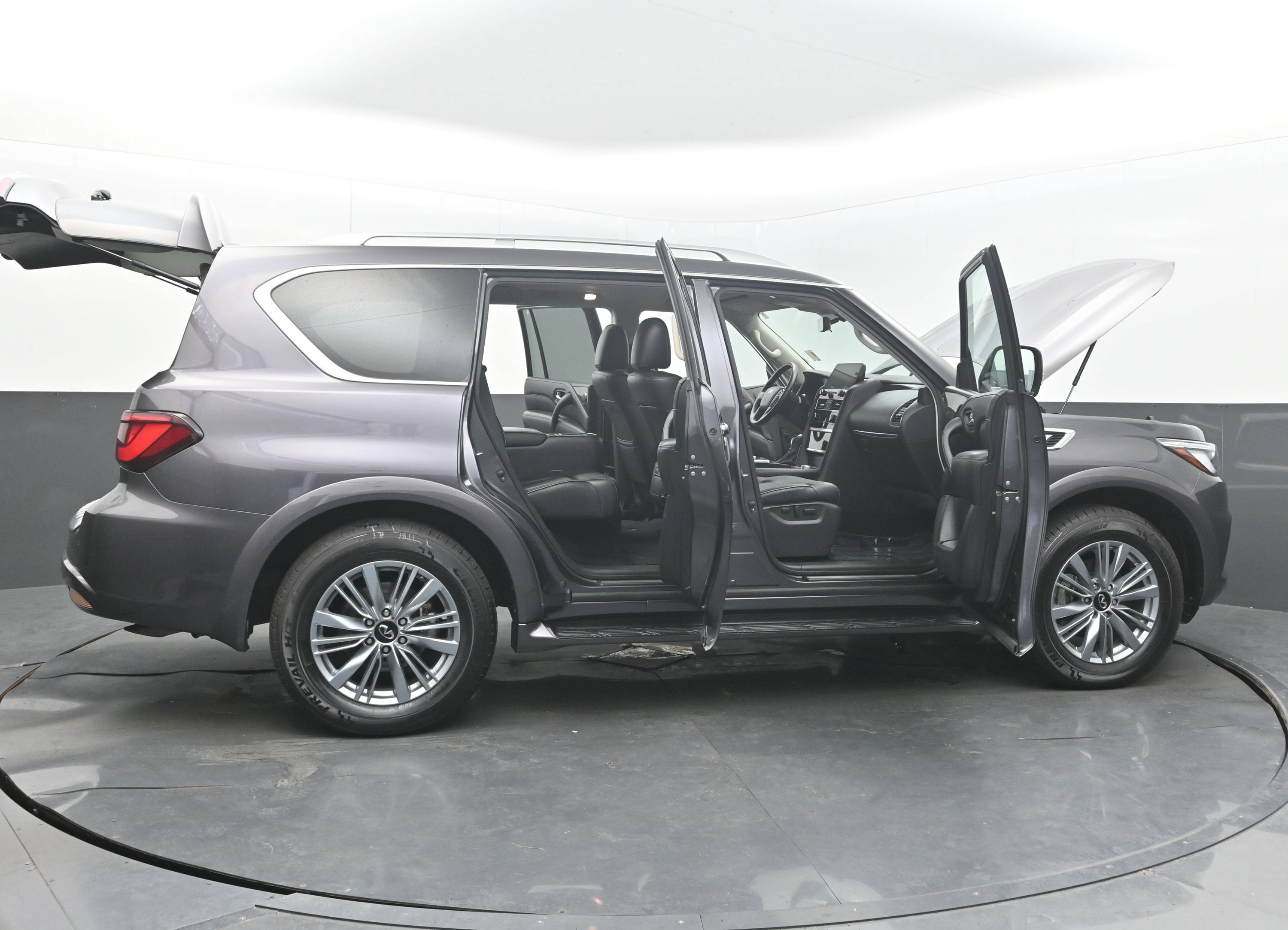 2024 INFINITI QX80 LUXE AWD