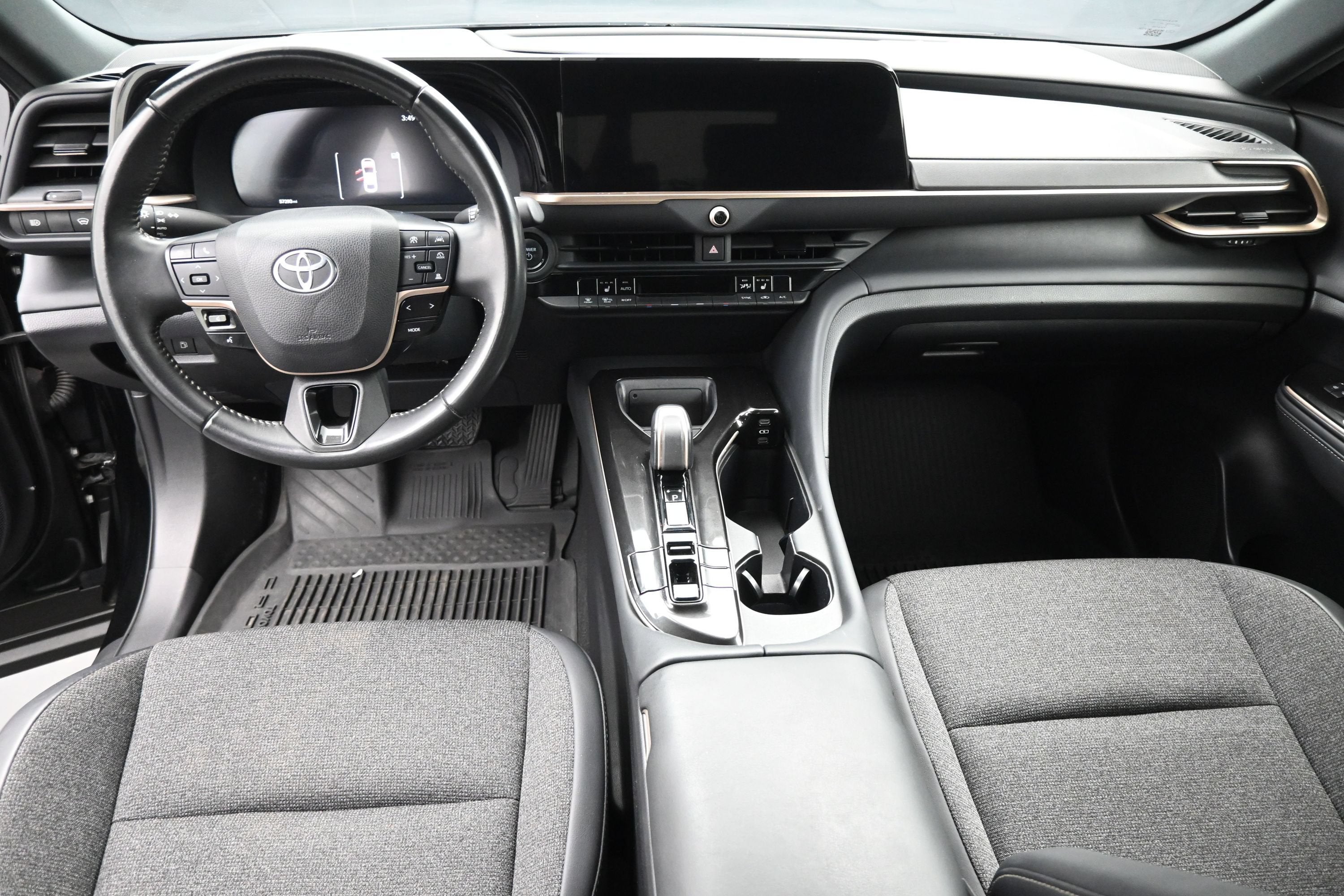 2024 Toyota Crown XLE