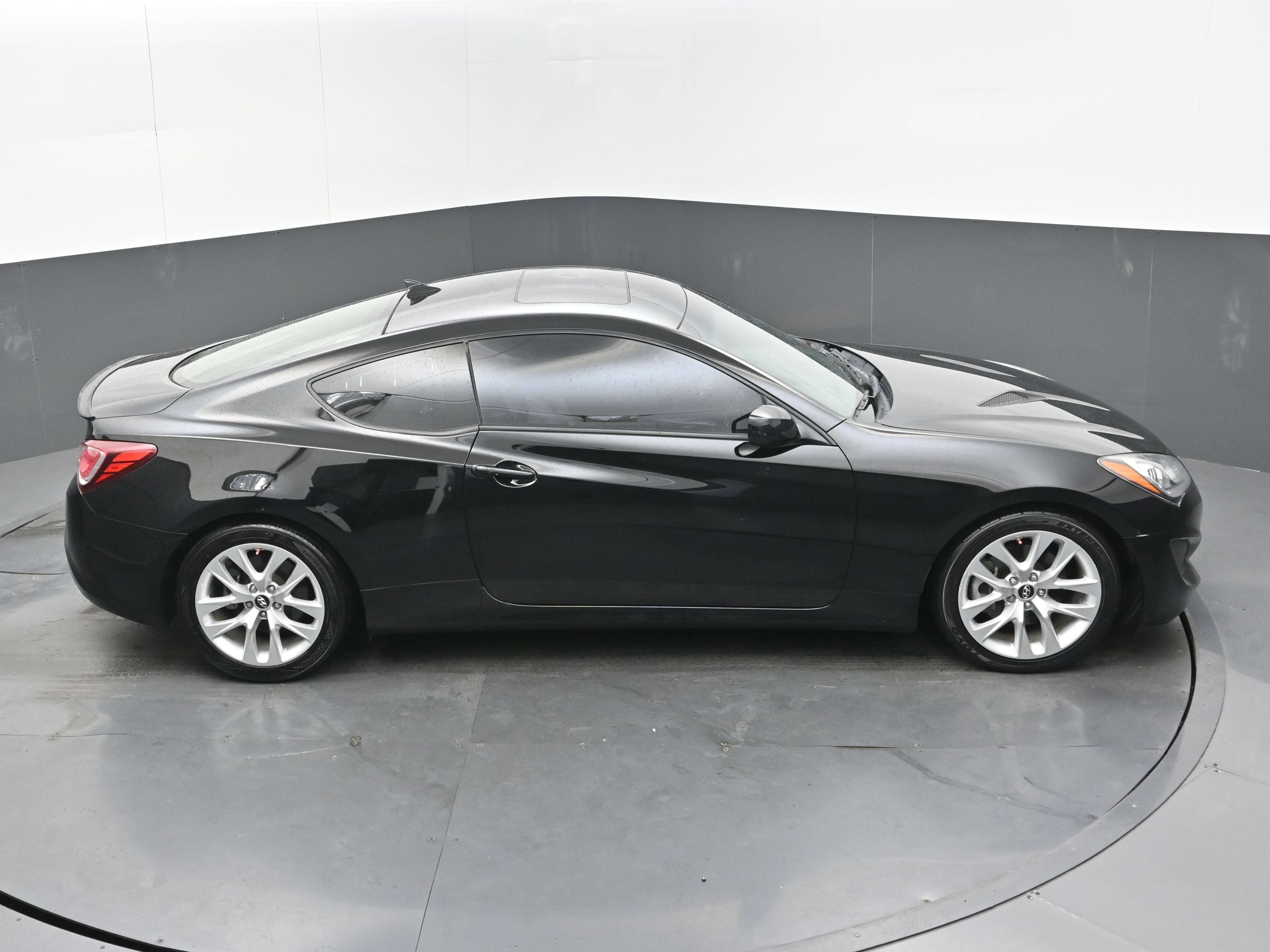 2013 Hyundai Genesis Coupe 2.0T Premium