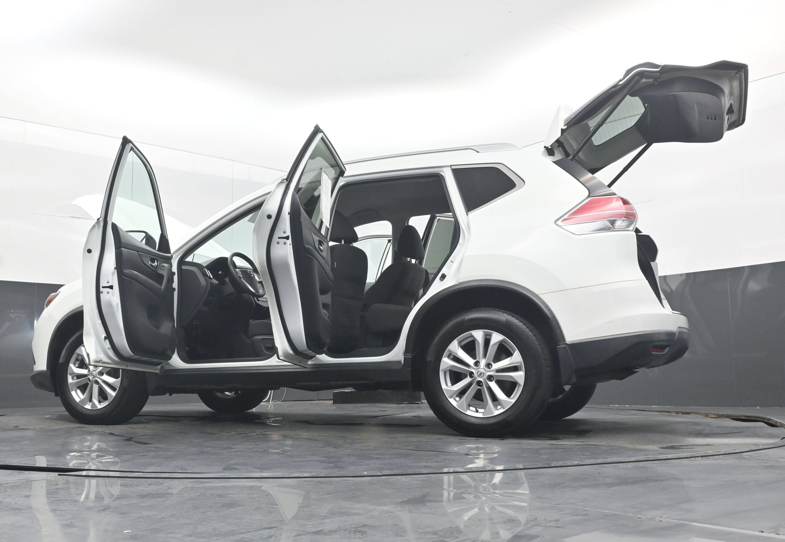 2016 Nissan Rogue SV