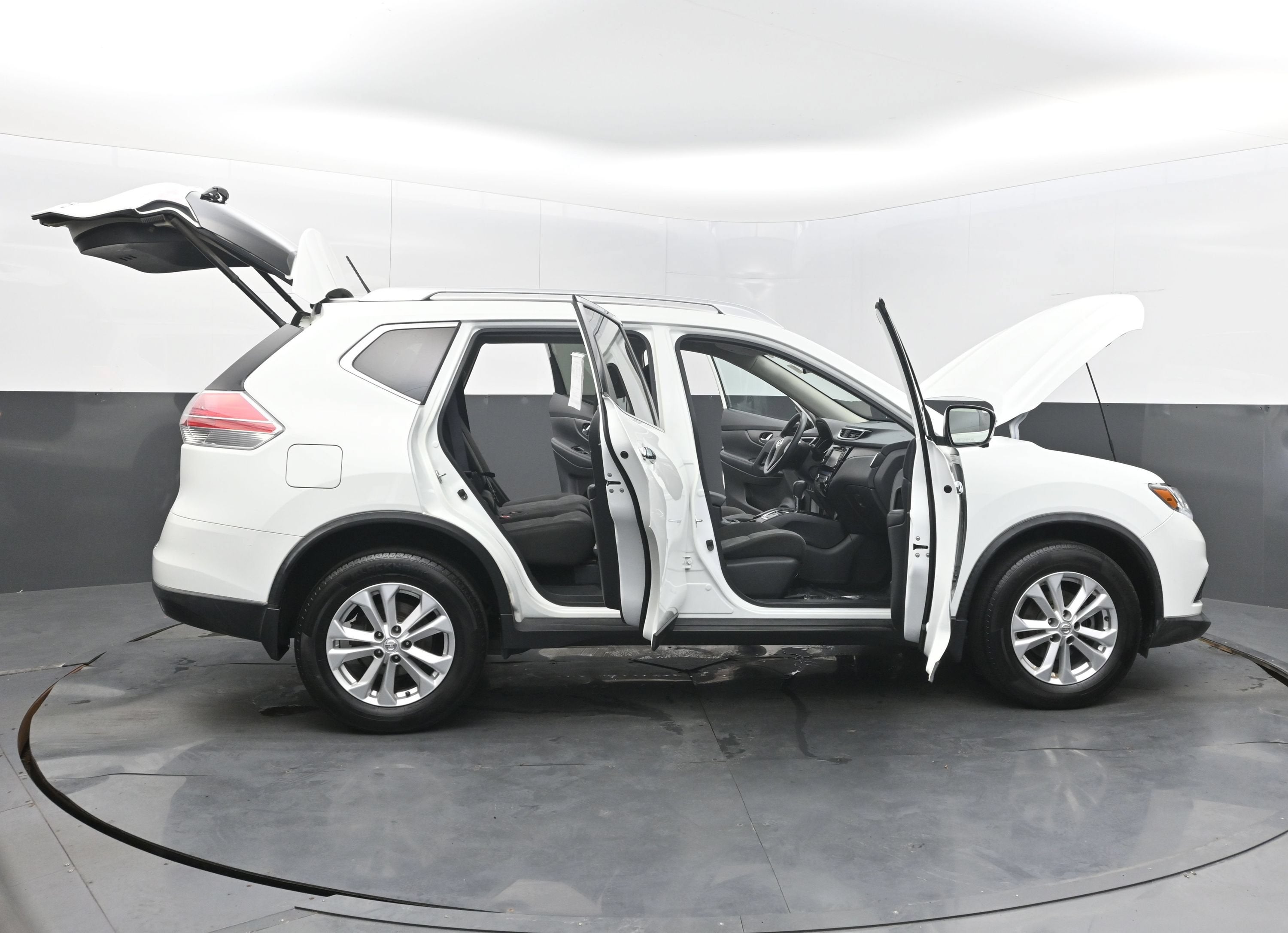 2016 Nissan Rogue SV