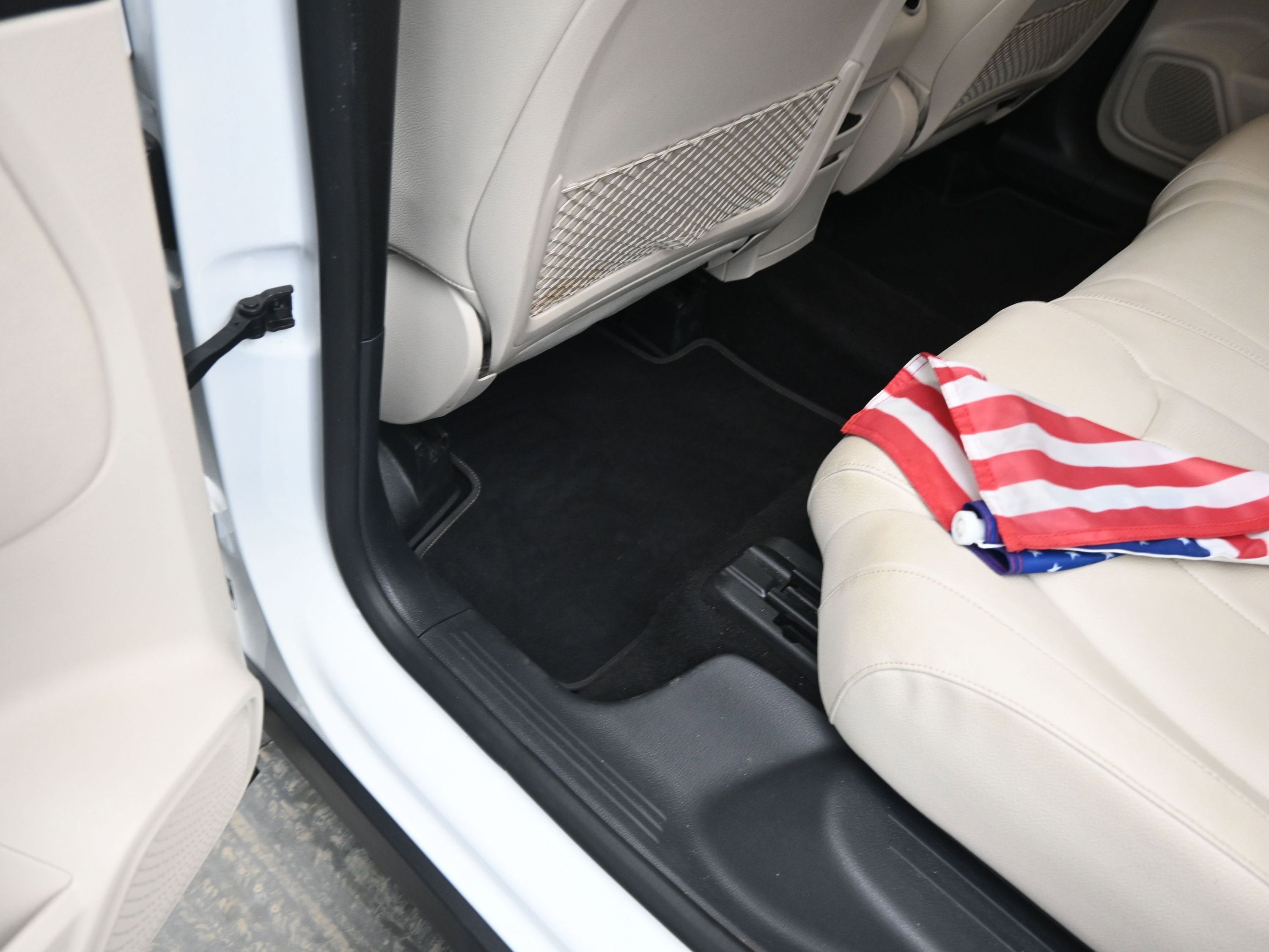 2023 Mercedes-Benz GLB 250 4MATIC®