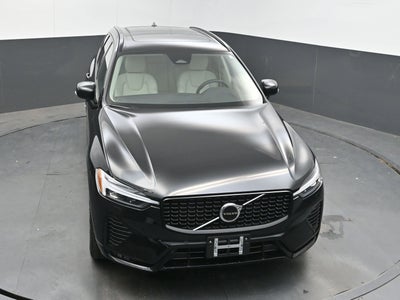 2023 Volvo XC60 B5 Plus Dark Theme