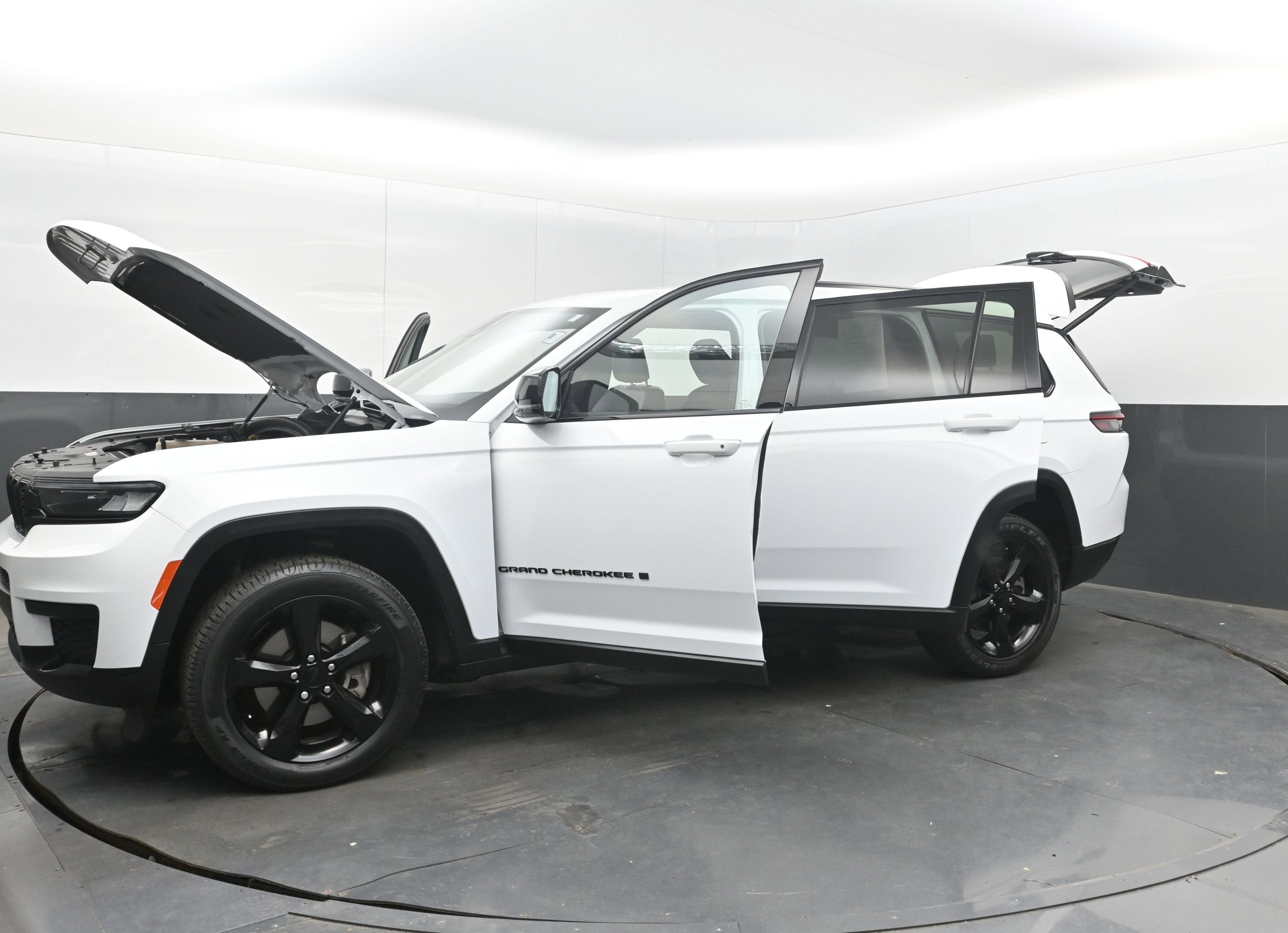 2024 Jeep Grand Cherokee L Altitude