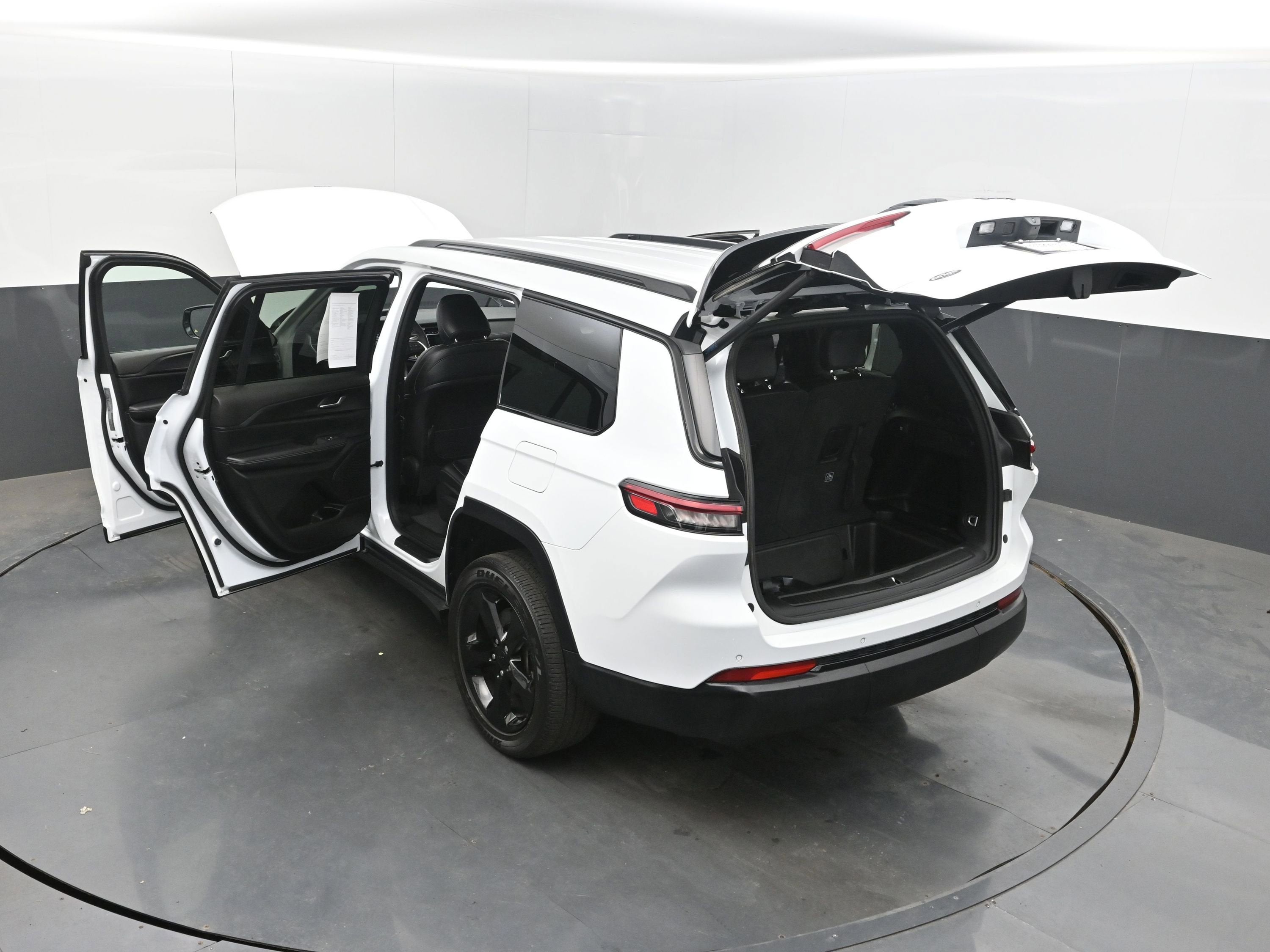 2024 Jeep Grand Cherokee L Altitude