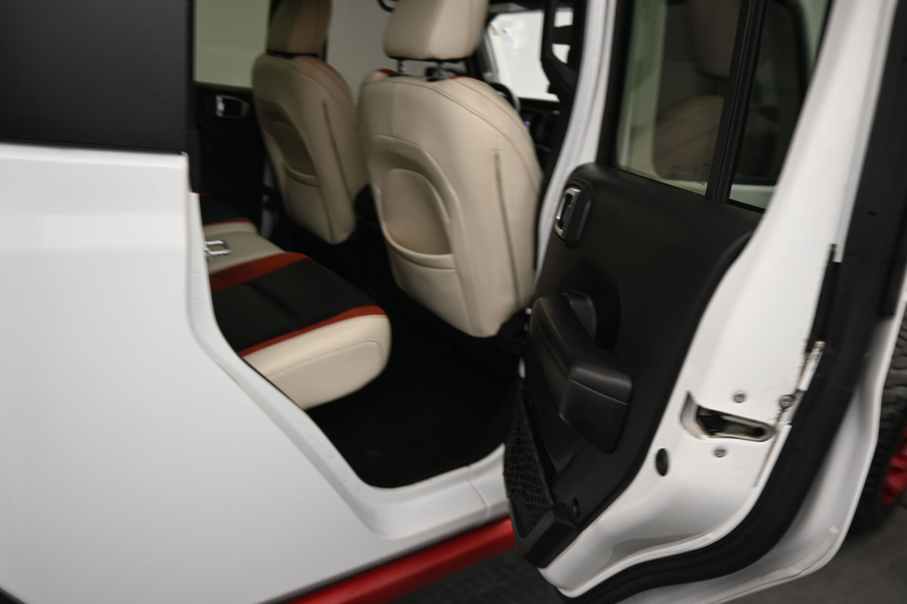 2020 Jeep Gladiator Sport S - Photo 10
