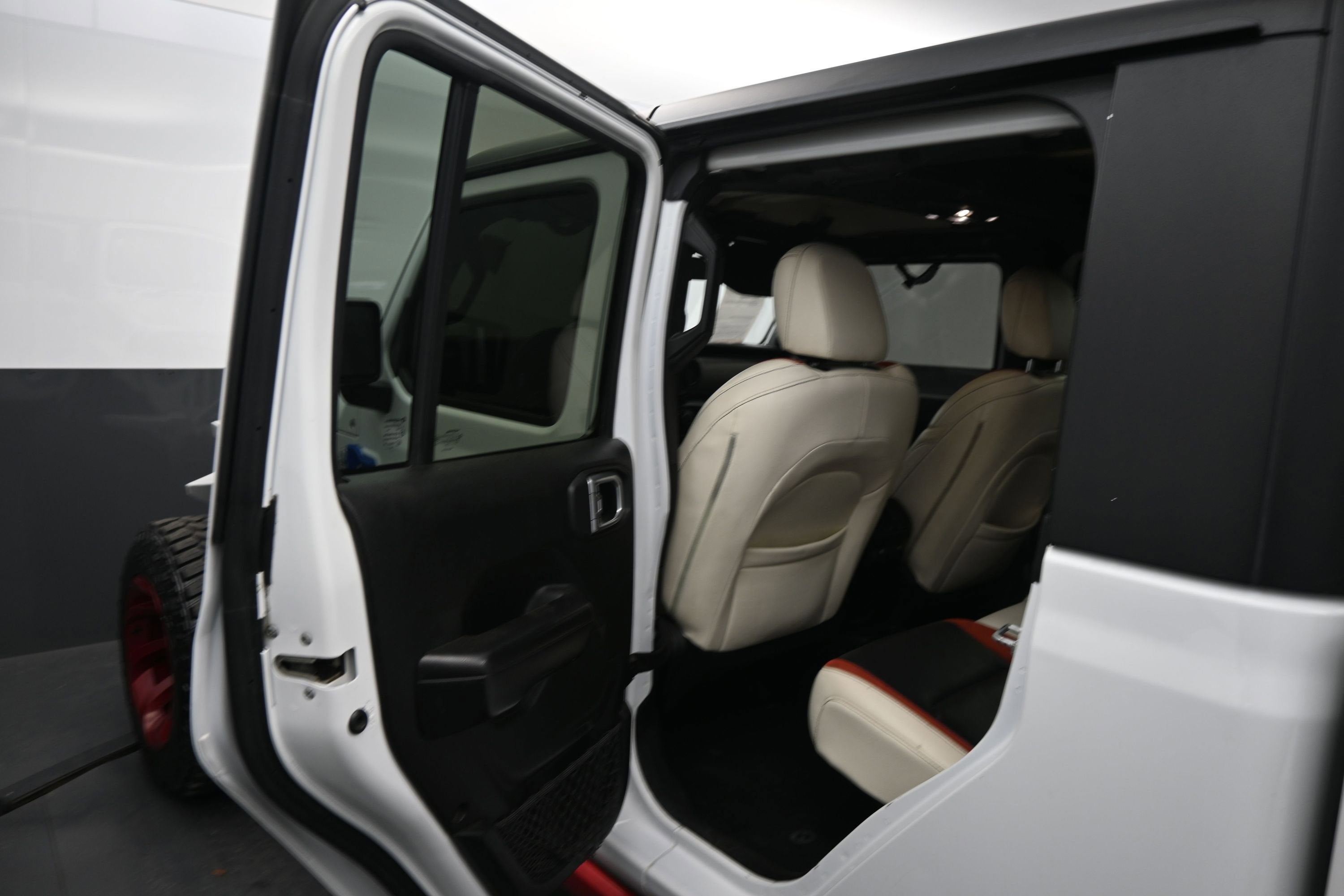 2020 Jeep Gladiator Sport S - Photo 16