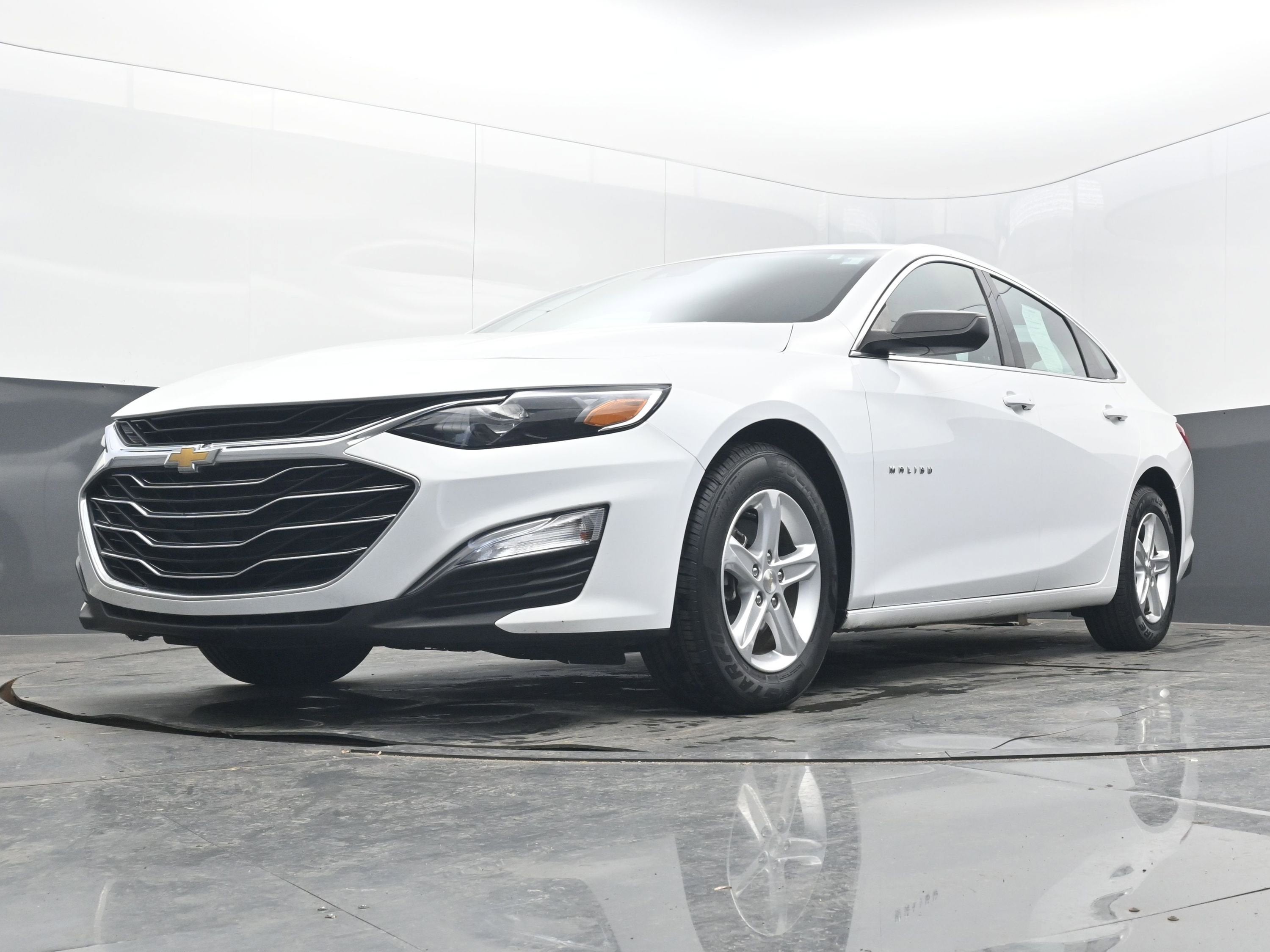 2023 Chevrolet Malibu LS