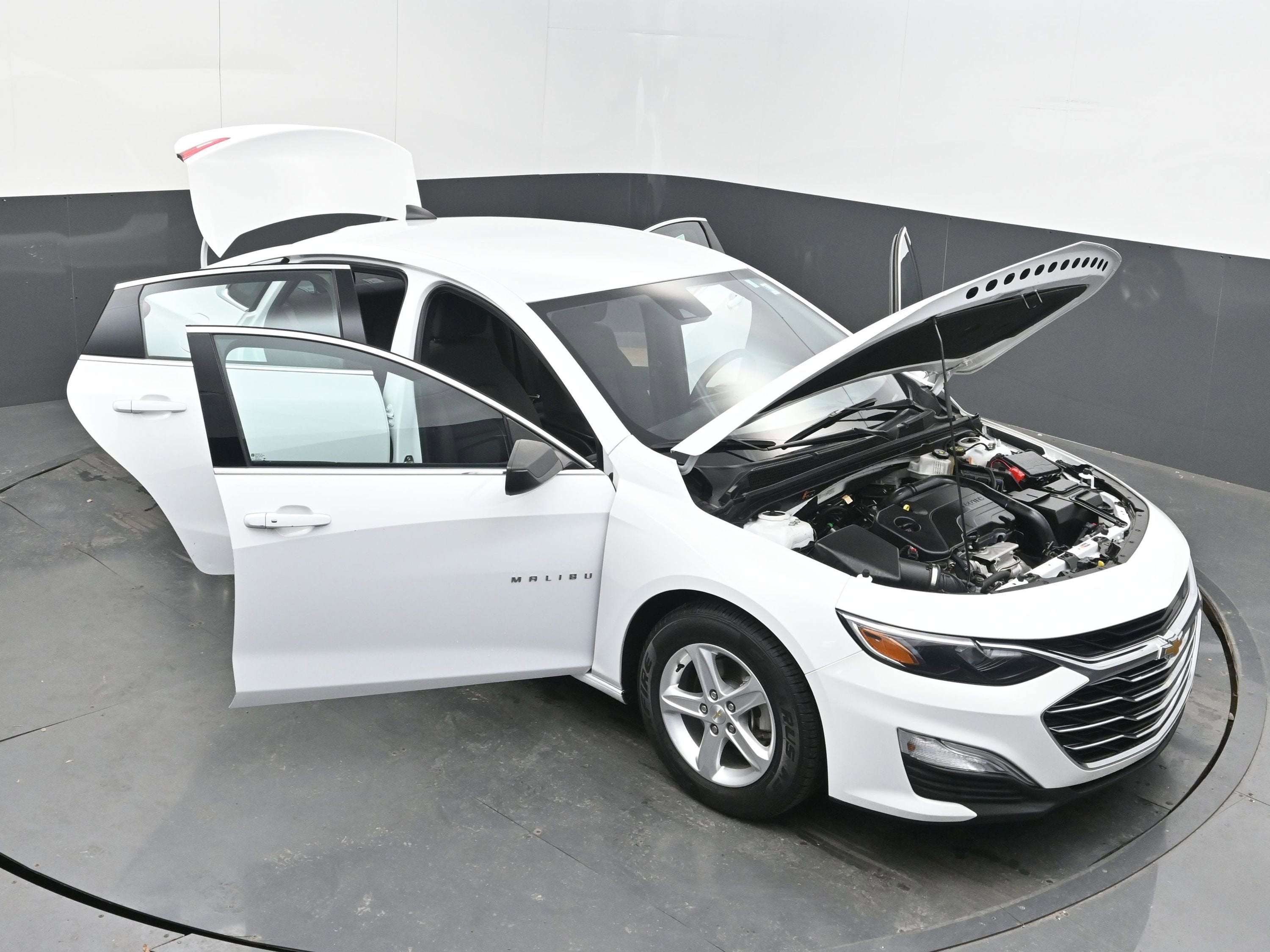 2023 Chevrolet Malibu LS