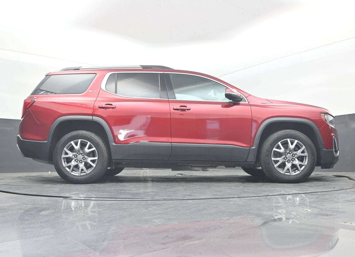 2021 GMC Acadia SLT