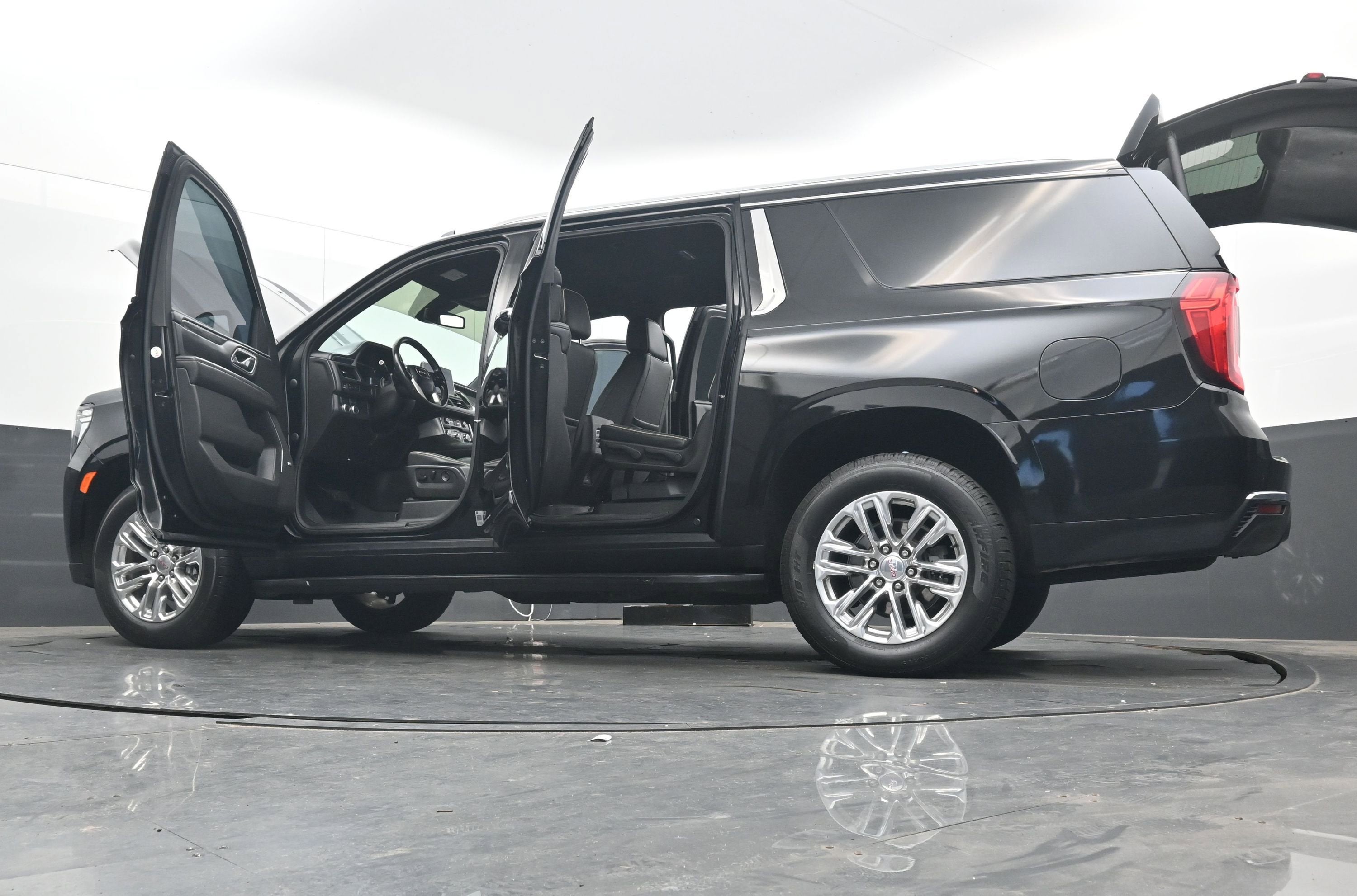 2021 GMC Yukon XL SLT