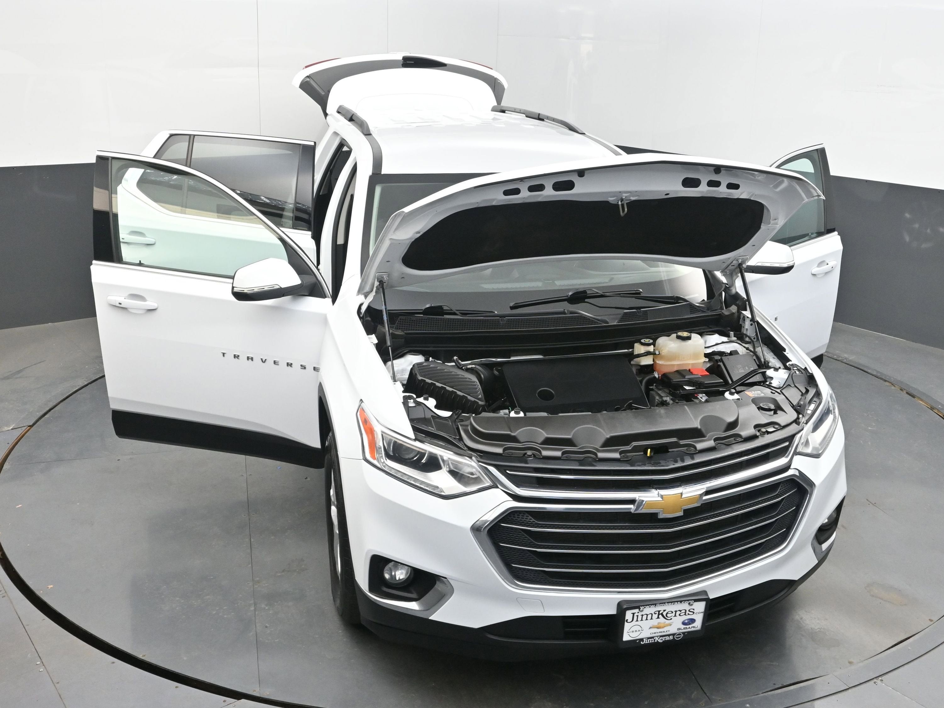 2021 Chevrolet Traverse LT Cloth