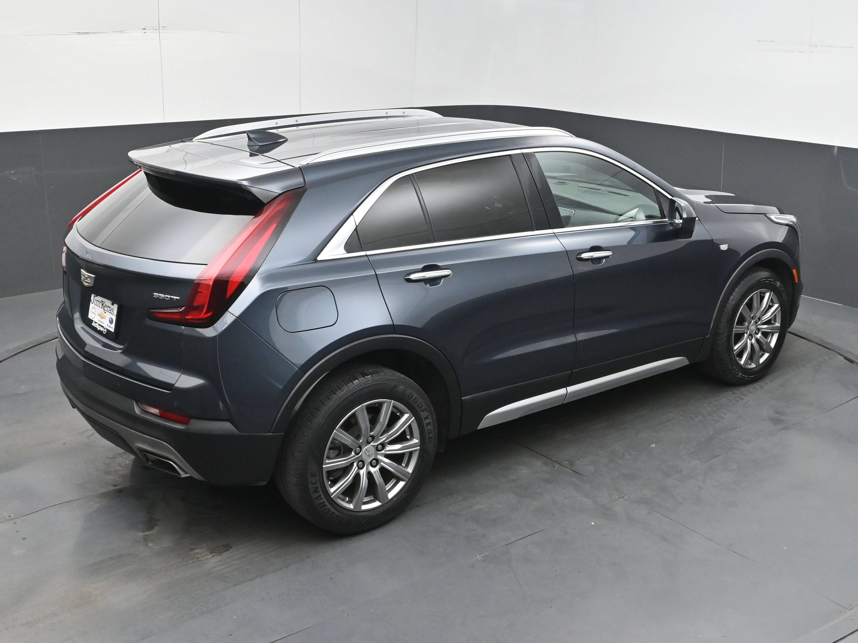2020 Cadillac XT4 FWD Premium Luxury