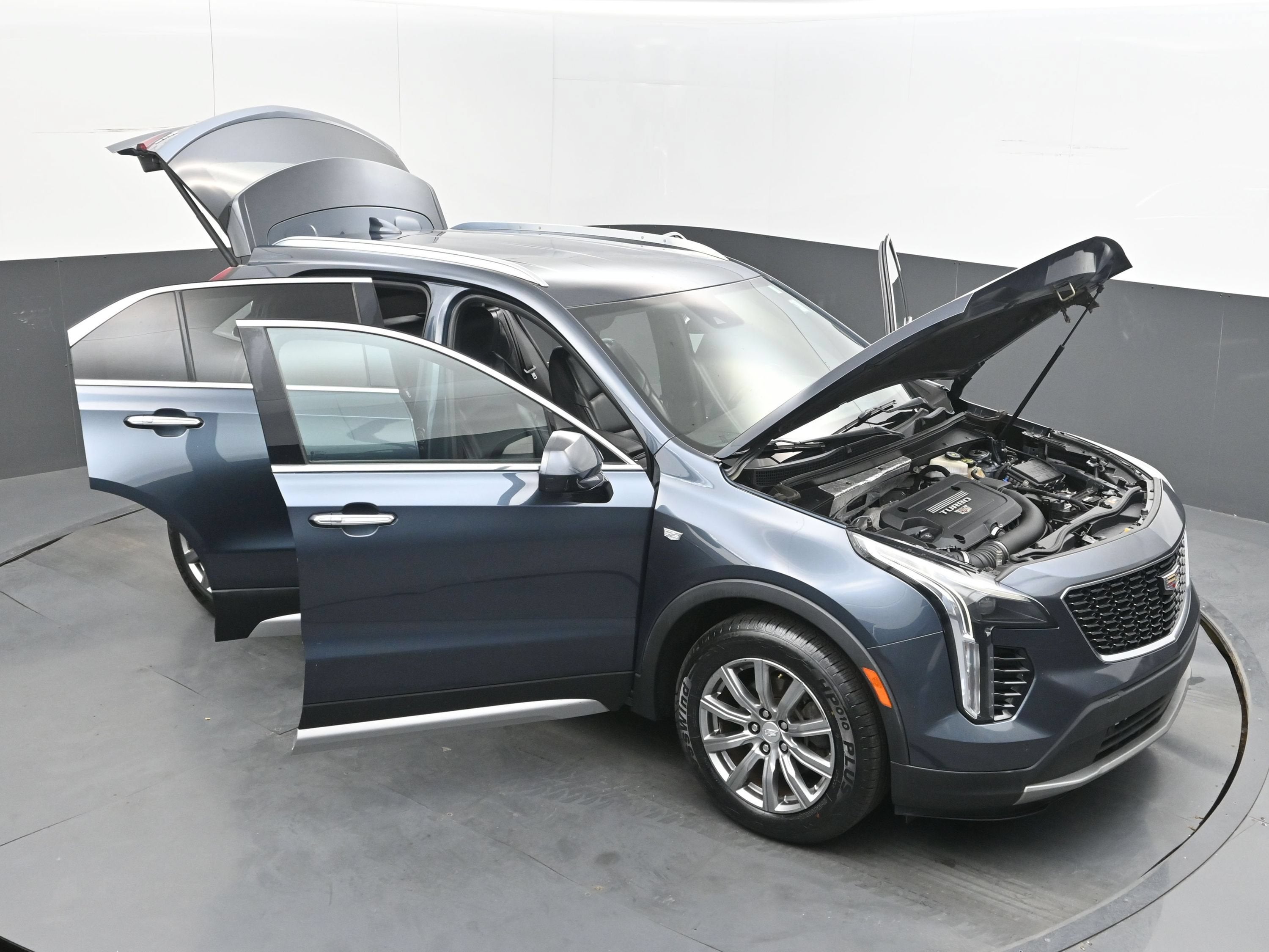 2020 Cadillac XT4 FWD Premium Luxury